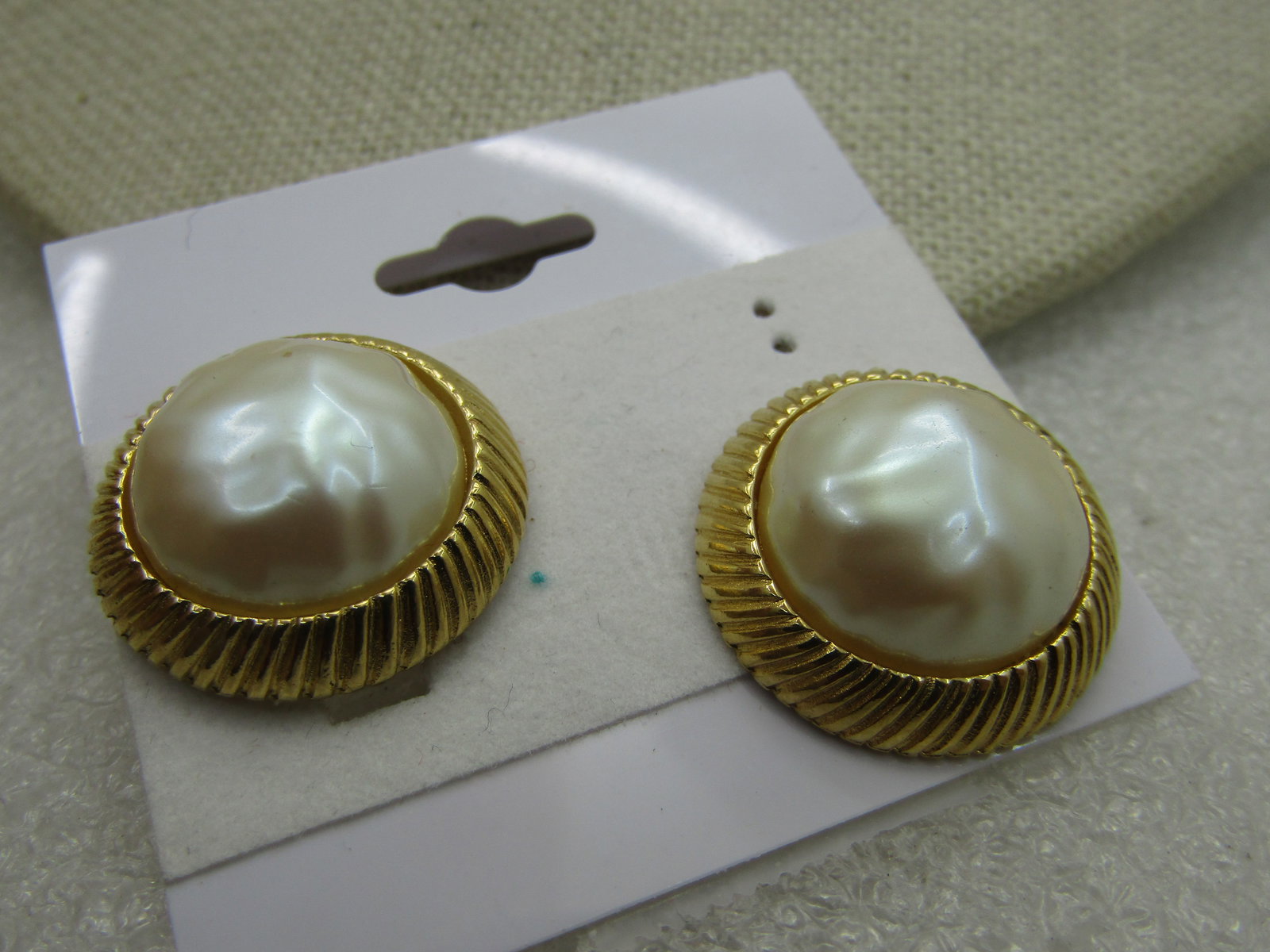 Vintage Faux Baroque Pearl Earrings, Clip, Vintage New-on-Card - 2