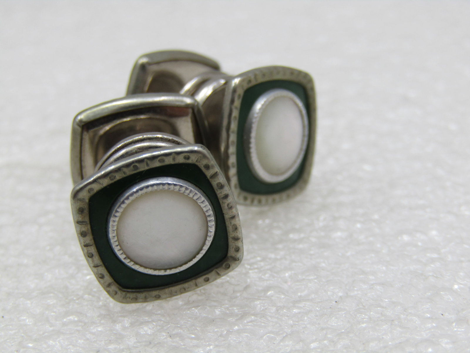 Vintage Snap Link Green Enamealed MOP Cufflinks - 2
