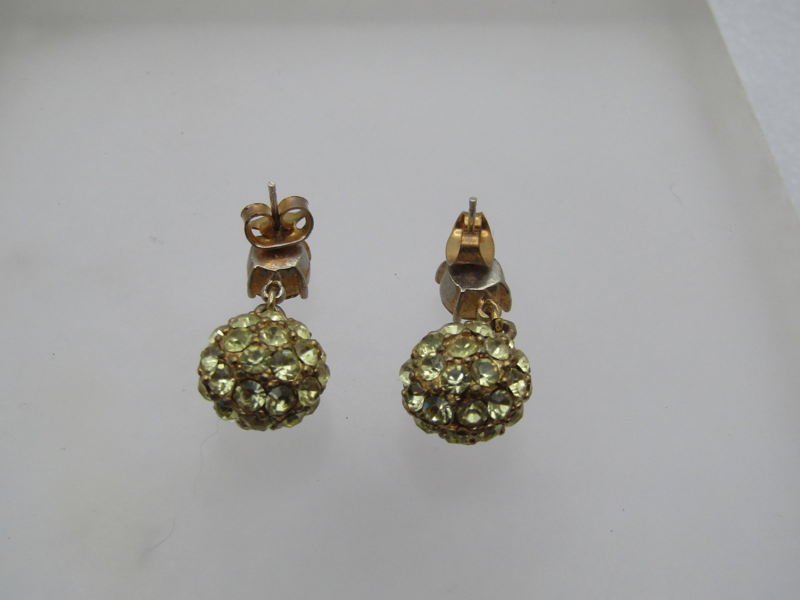 Vintage Gold Tone Cameo earrings, Pierced, 1960's-1970's - 4