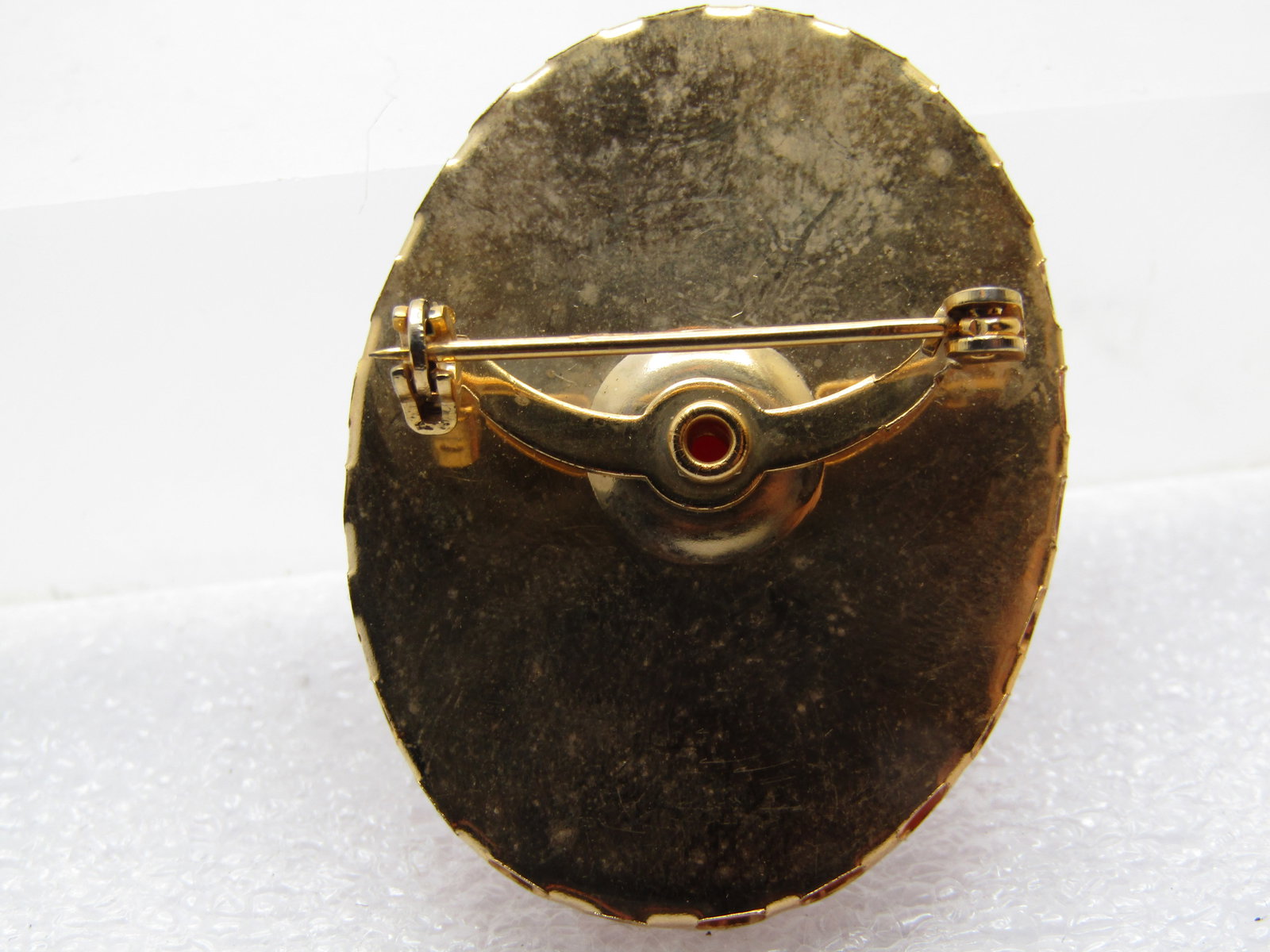 Vintage Cameo Brooch, 1960's, Gold Tone, 1.75" - 4