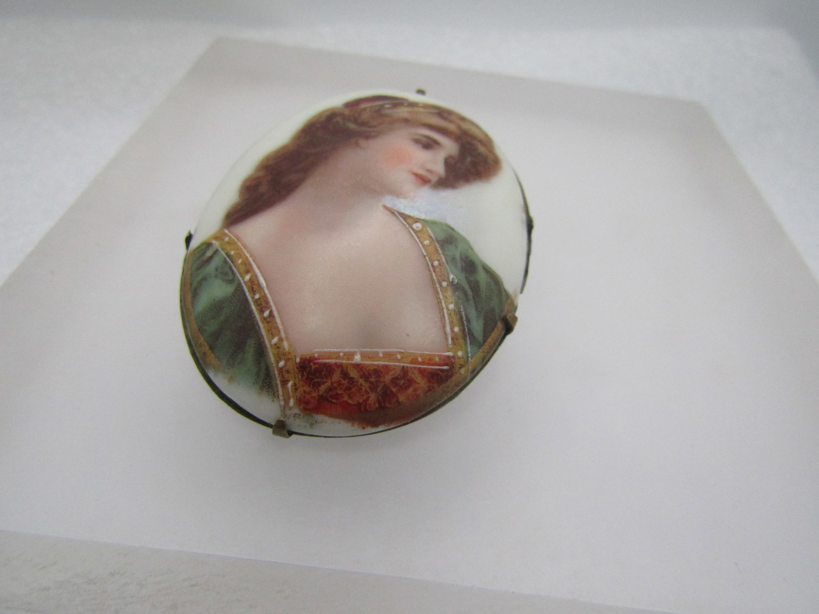 Vintage Porcelain Portrait Cameo Brooch, 1800's-1910's - 5