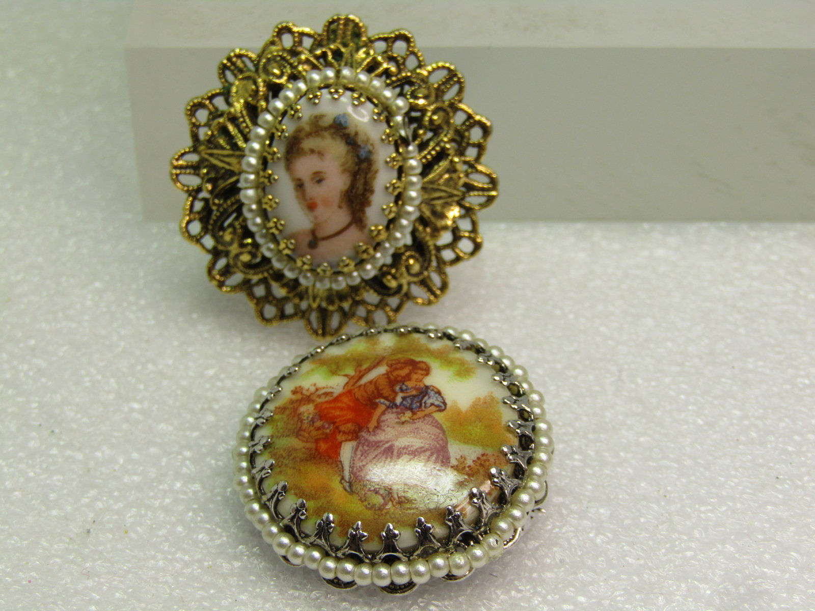 Vintage Pair Brooches, Cameo Style, Portrait/ Courting Scene, 1960's - 3
