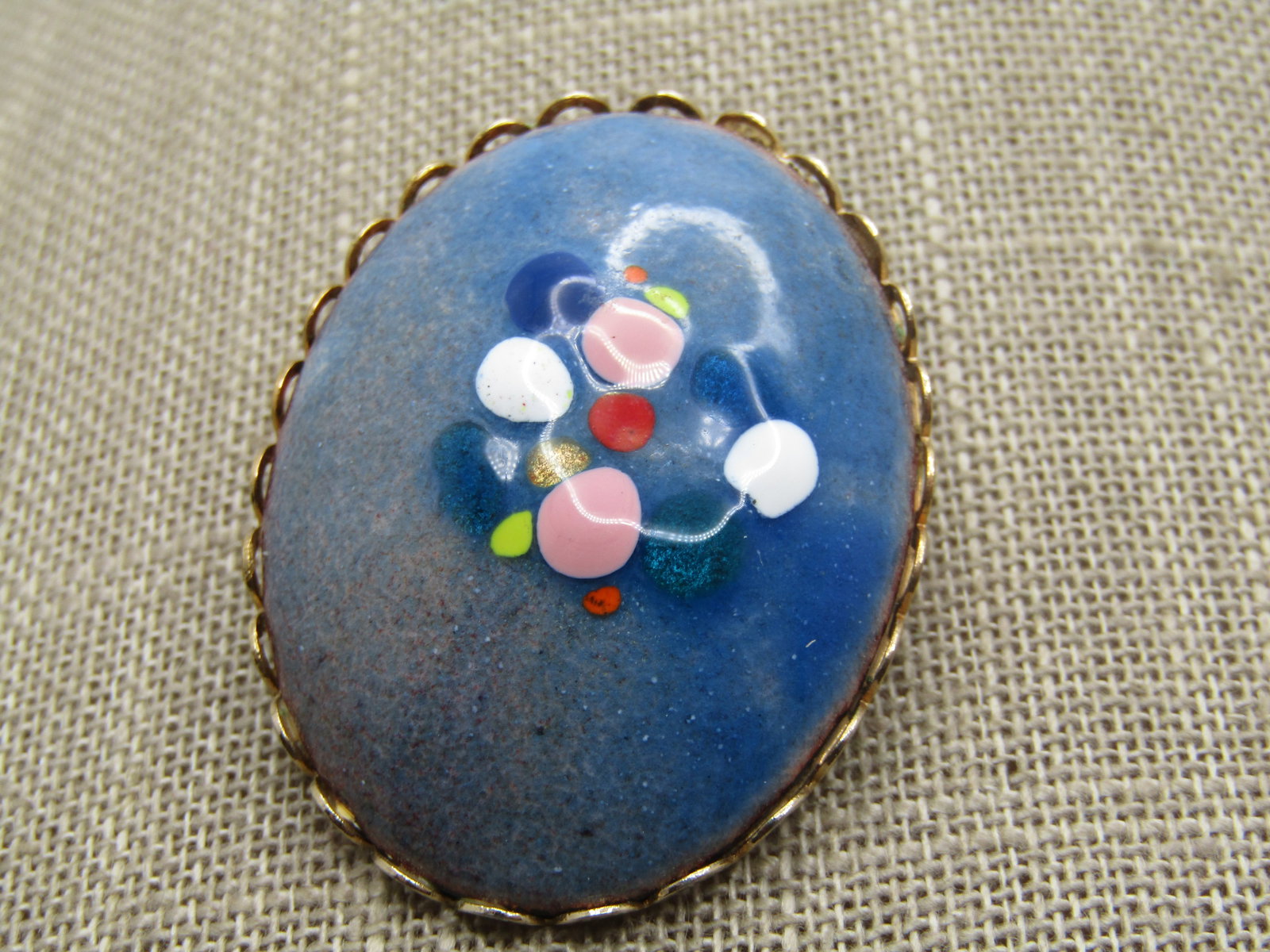 Vintage Ceramic Blue Domed Brooch, Cameo Style, Hand Made, 1960's - 3