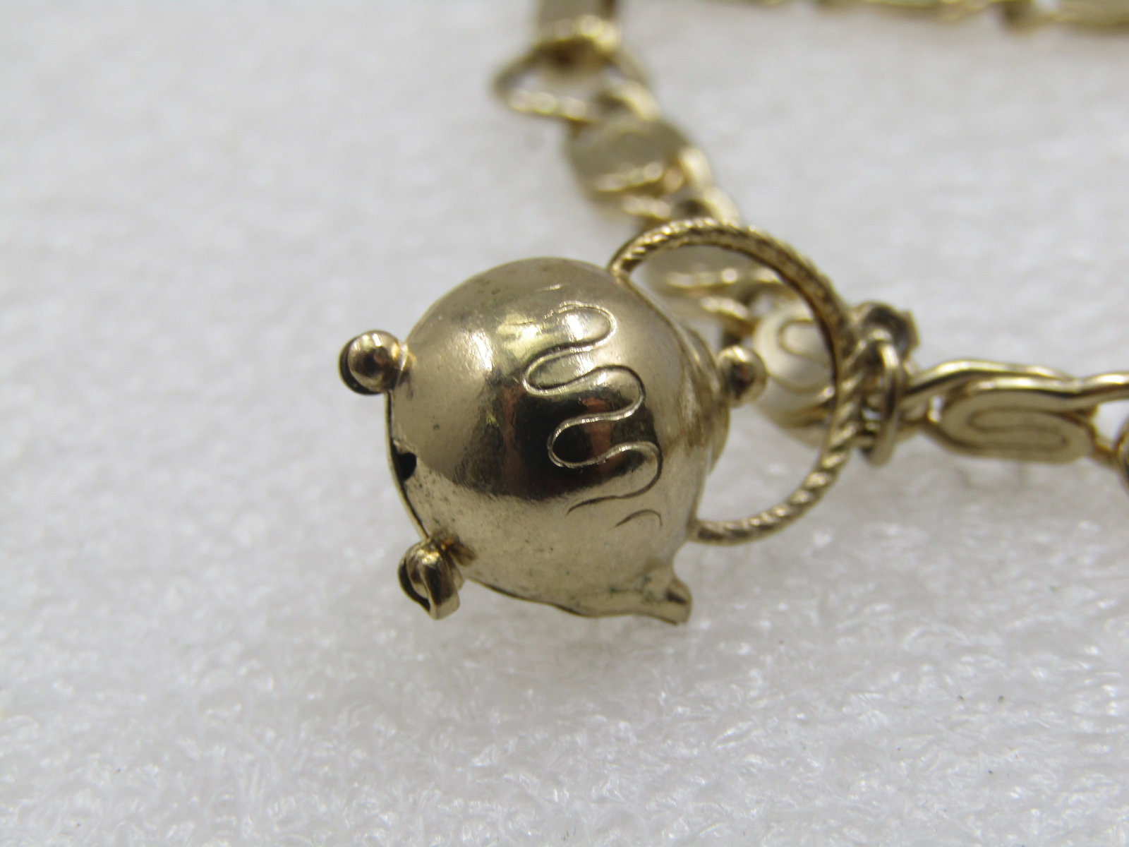 Vintage Gold Tone Charm Bracelet, 1960's, Faux Pearl, 7" - 5