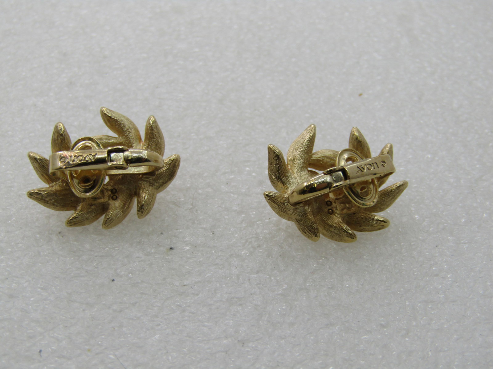 Vintage Avon Faux Pearl Leaf Earrings, Clip - 8