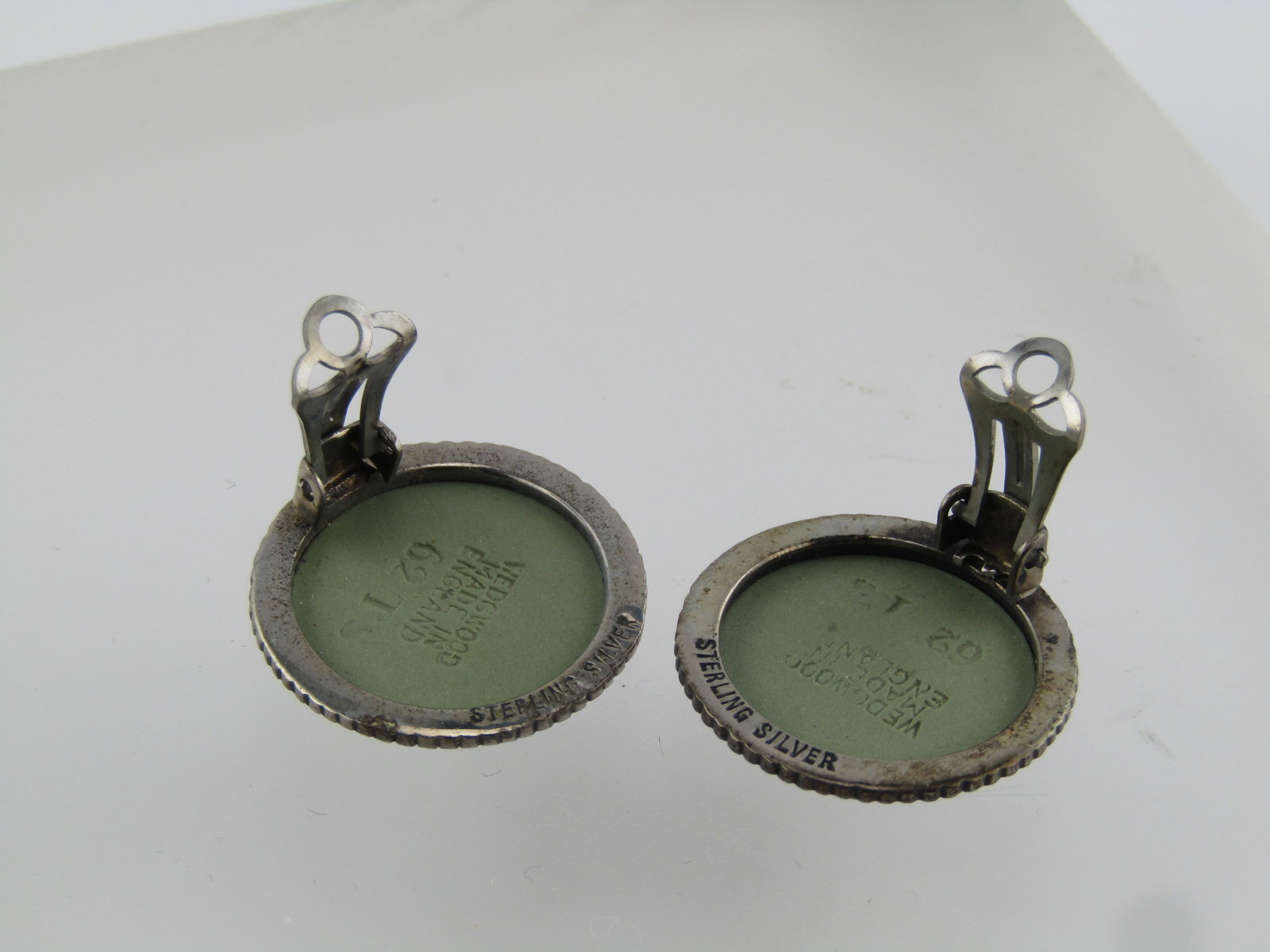 Vintage Sterling Green Wedgwood Cameo Earrings, Clip, Original Box, 1950's-1960's - 5