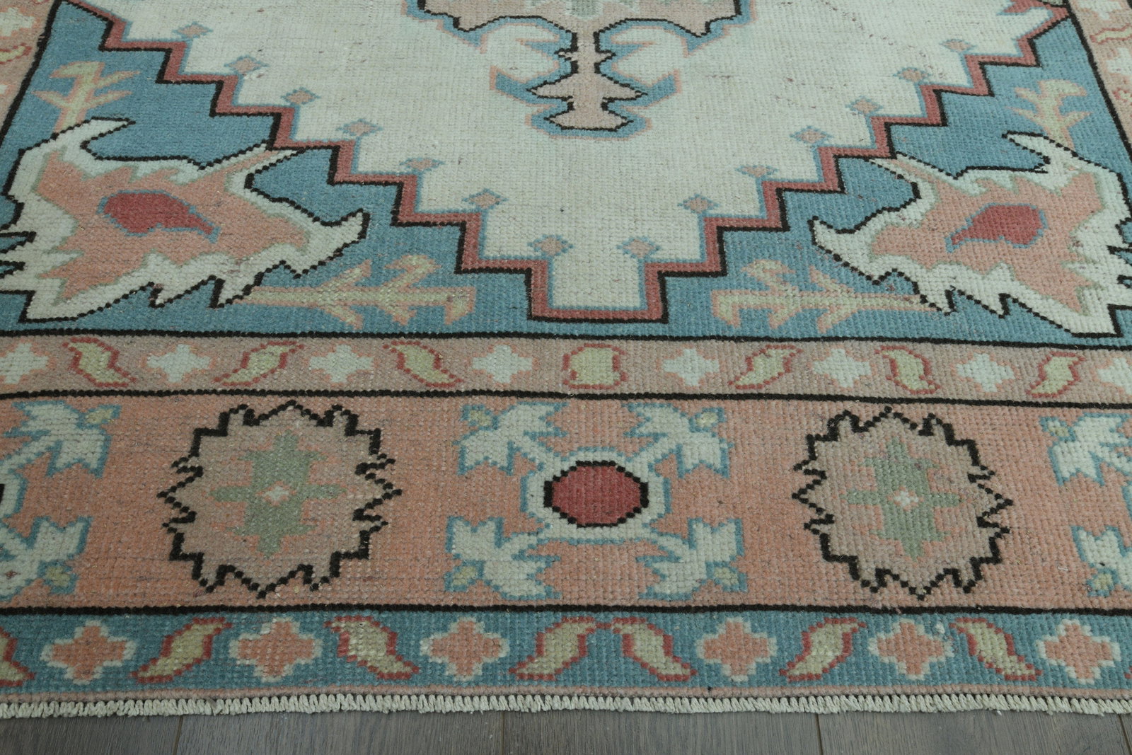 5'2x7'4 ft, LUXURY DECOR TURKISH Rug - 4