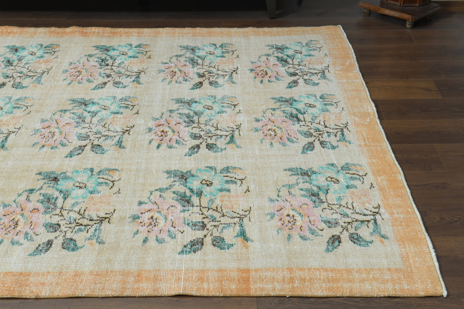 6'7x10'2 ft, TURKISH FADED FLORAL - 6