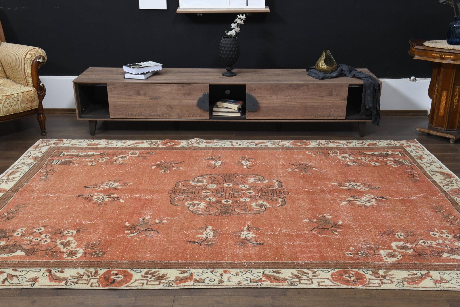 6'3x10'2 ft, RED TURKISH RUG - 9