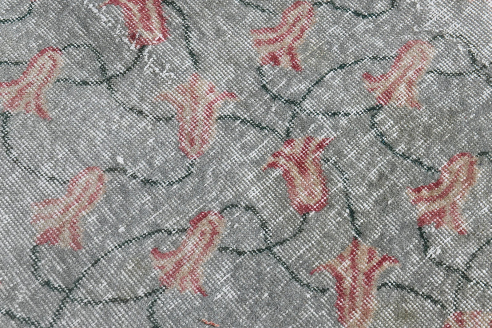 6'6x9'8 ft, GRAY FLORAL RUG - 9