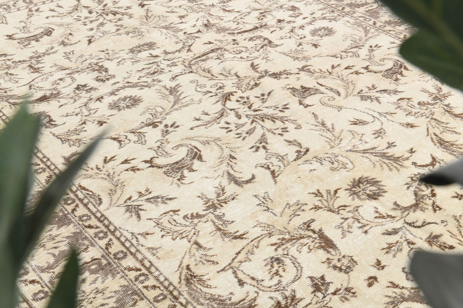 6'4x10 ft, VINTAGE TURKISH RUG - 5