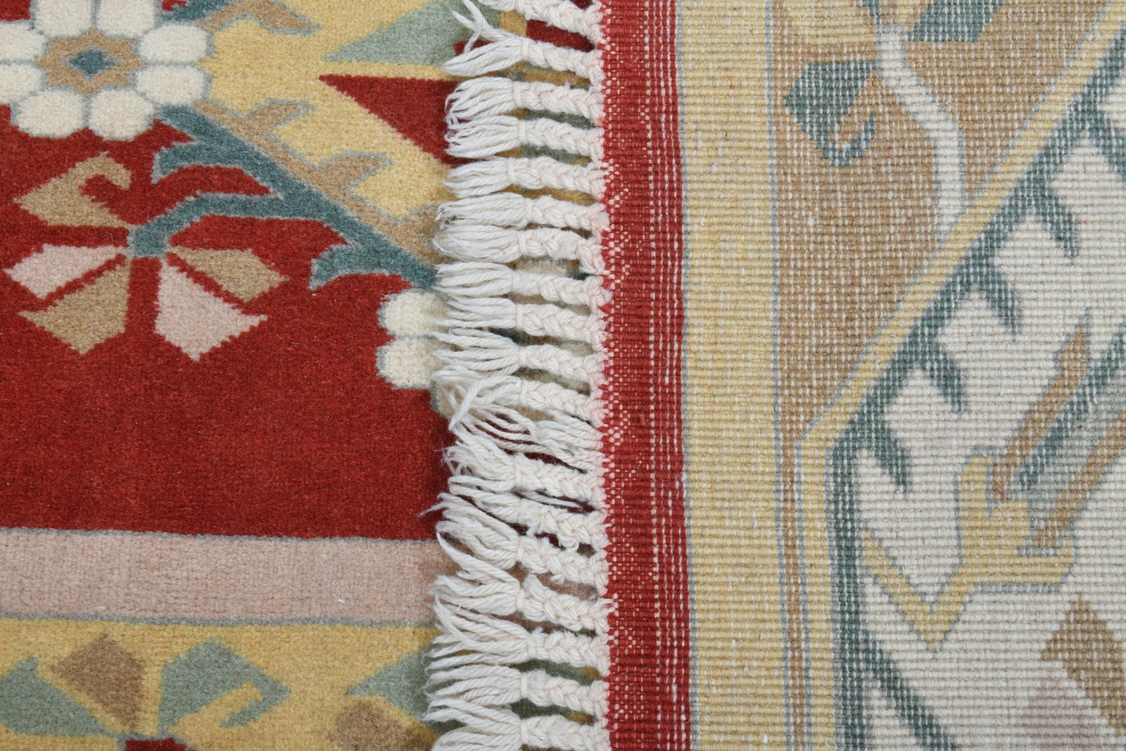 6.8x9.8 ft, COLORFUL LUXURY DeCOR: Title: 6.8x9.8 ft, COLORFUL LUXURY DeCOR Description: This Turkish one-of-a-kind Vintage Turkish Rug is hand-knotted and handwoven by the most skilled artisans who use pure wool, in muted, natural