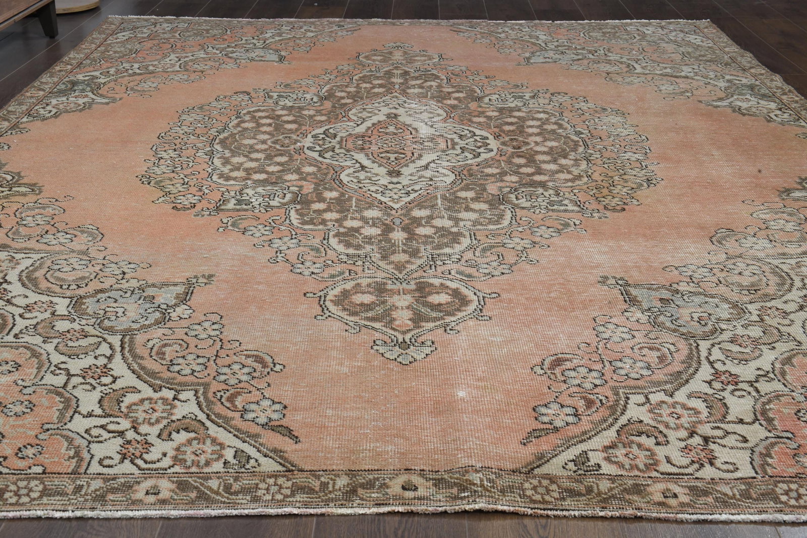 7'5x10'1 ft, VINTAGE TURKISH RUG: Title: 7'5x10'1 ft, VINTAGE TURKISH RUG Description: This Turkish one-of-a-kind Vintage Turkish Rug is hand-knotted and handwoven by the most skilled artisans who use pure wool, in muted, natural tone