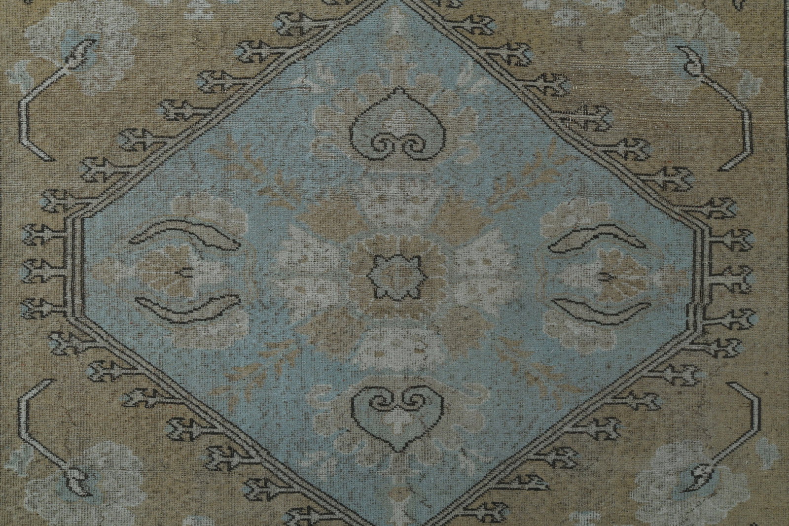6'7x10'3 ft, TURKISH VINTAGE RUG: Title: 6'7x10'3 ft, TURKISH VINTAGE RUG Description: This Turkish one-of-a-kind Vintage Turkish Rug is hand-knotted and handwoven by the most skilled artisans who use pure wool, in muted, natural tone