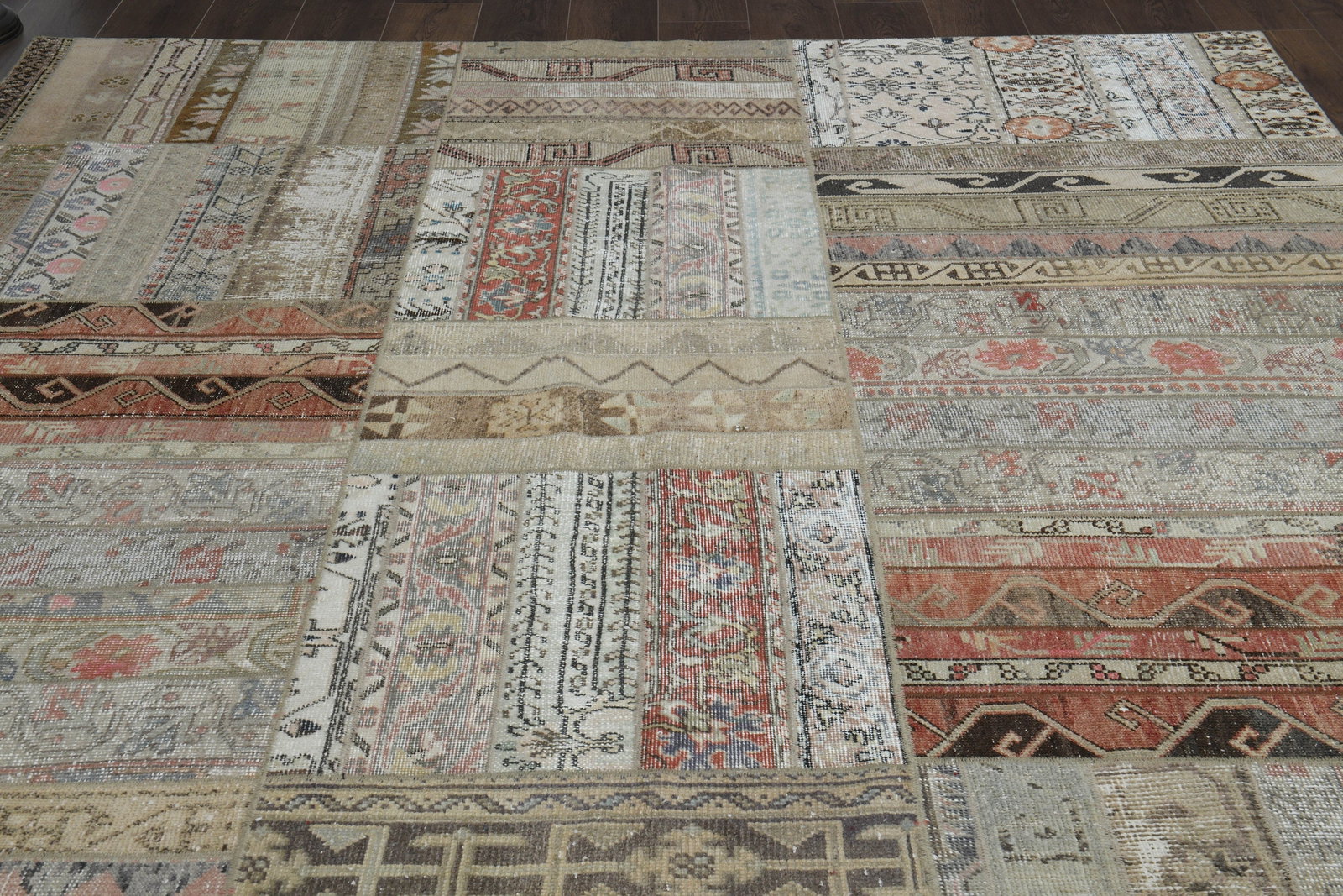 8.1x10.8 ft, OVERSIZED LARGE RUG - 4
