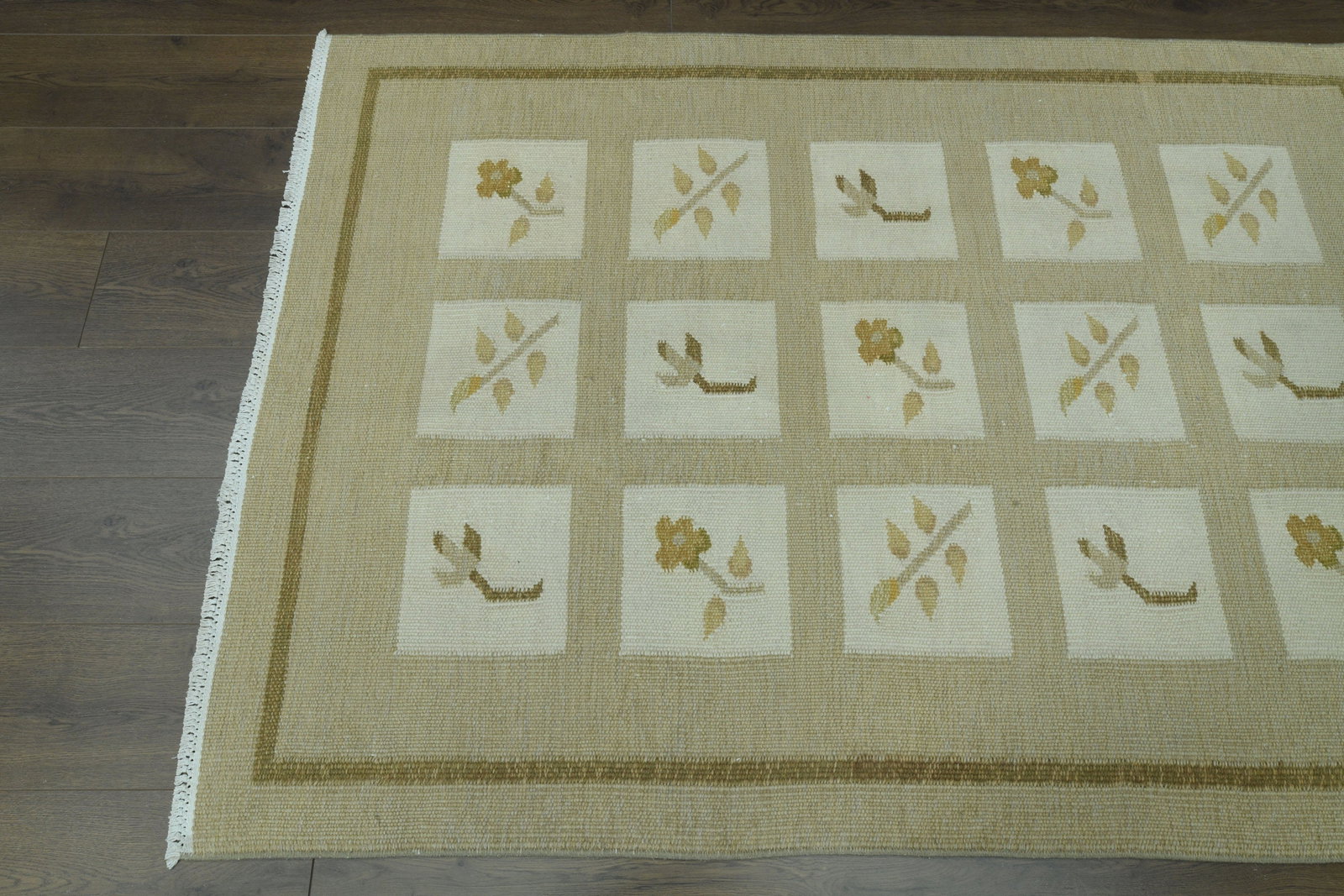 4x5'7 ft, FADED DECOR, Patterned Turkish Rug - 6
