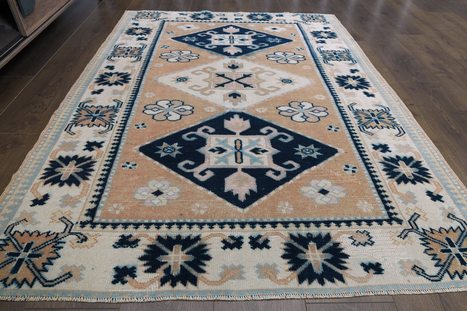 4'2x5'6 ft, ORANGE MINIMALIST RUG - 5