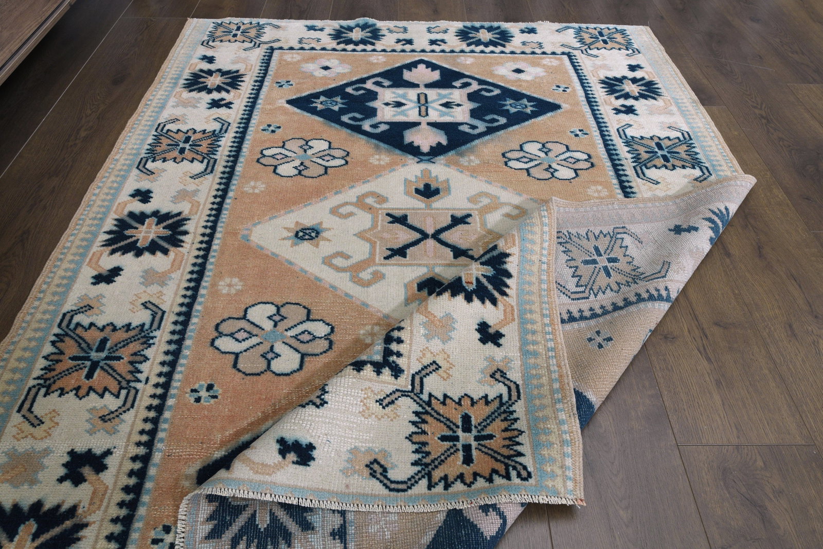 4'2x5'6 ft, ORANGE MINIMALIST RUG - 7