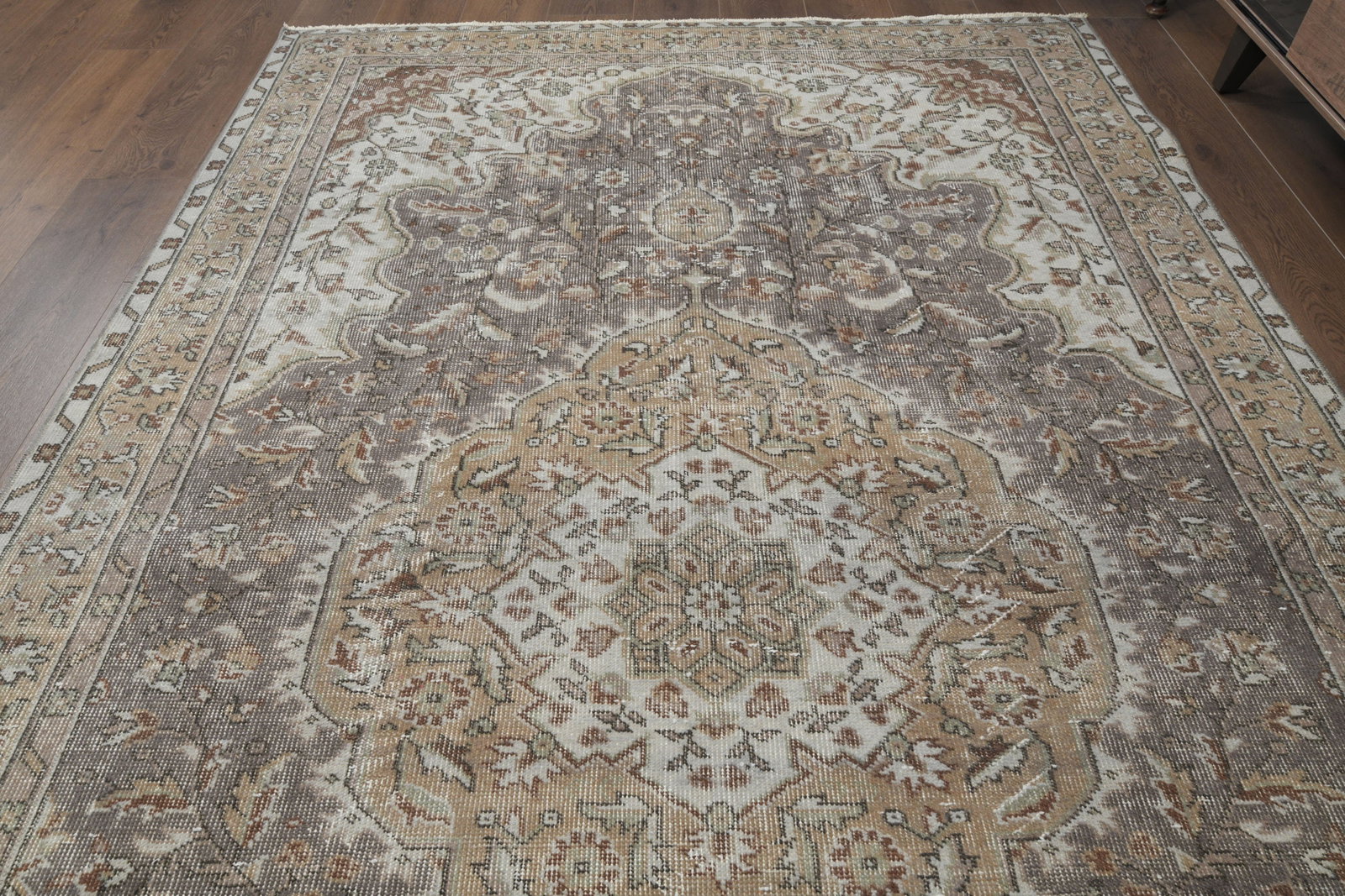 5'7x9'5 ft, MINIMALIST, LUXURY RUG - 5