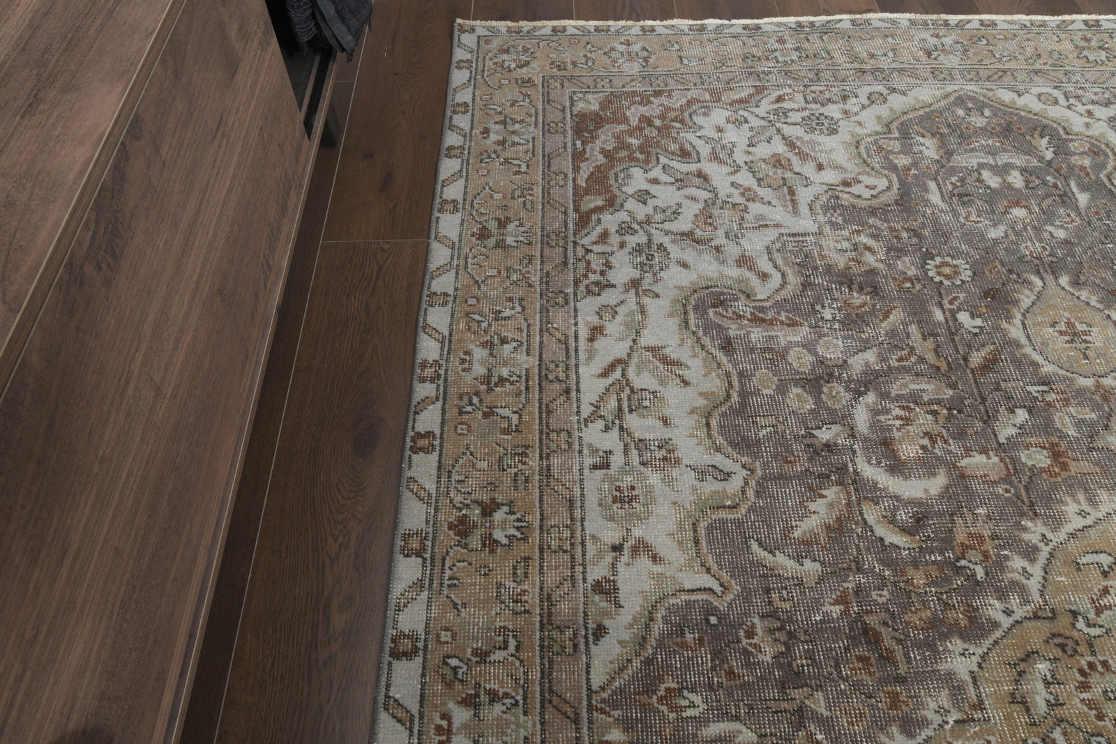 5'7x9'5 ft, MINIMALIST, LUXURY RUG - 8