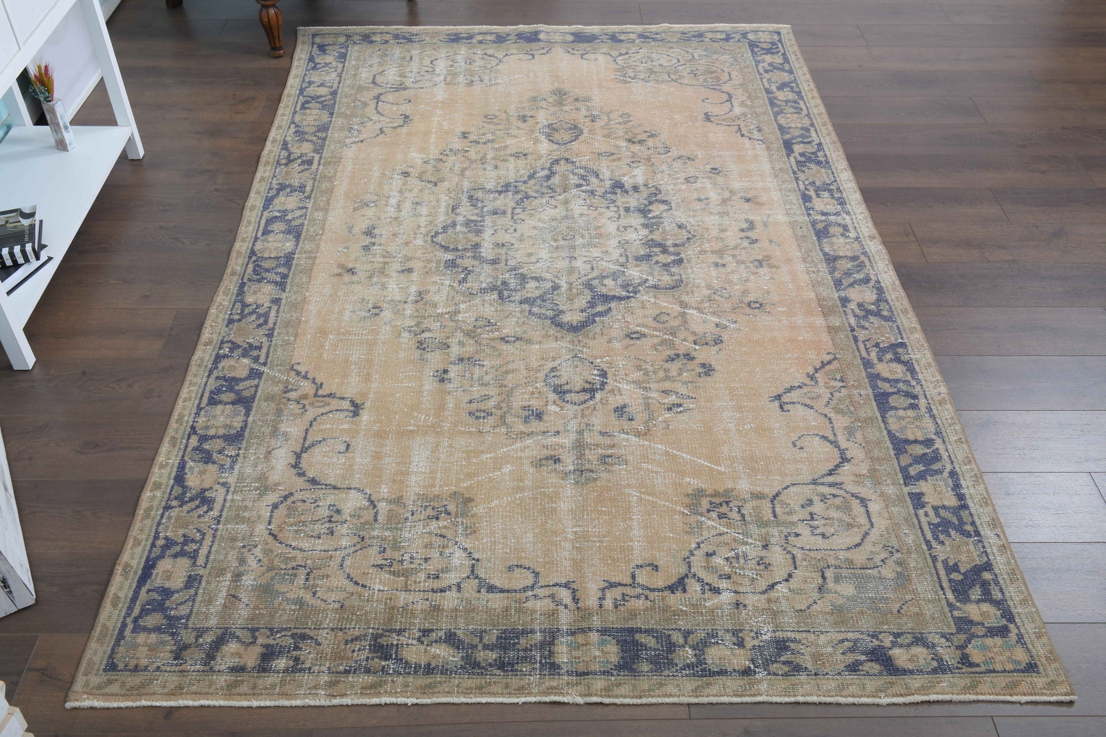 5'9x9'1 ft, TURKISH AREA RUG: Title: 5'9x9'1 ft, TURKISH AREA RUG Description: This Turkish one-of-a-kind Vintage Turkish Rug is hand-knotted and handwoven by the most skilled artisans who use pure wool, in muted, natural tones,