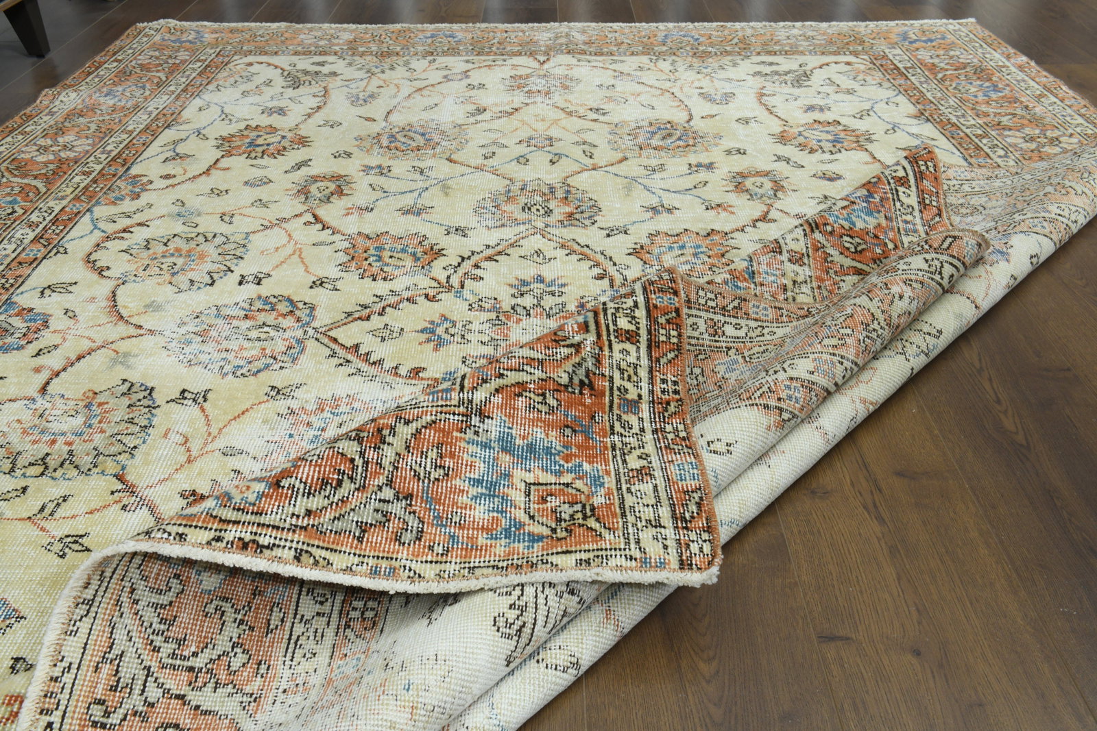 7x9 NEUTRAL VINTAGE RUG - 2