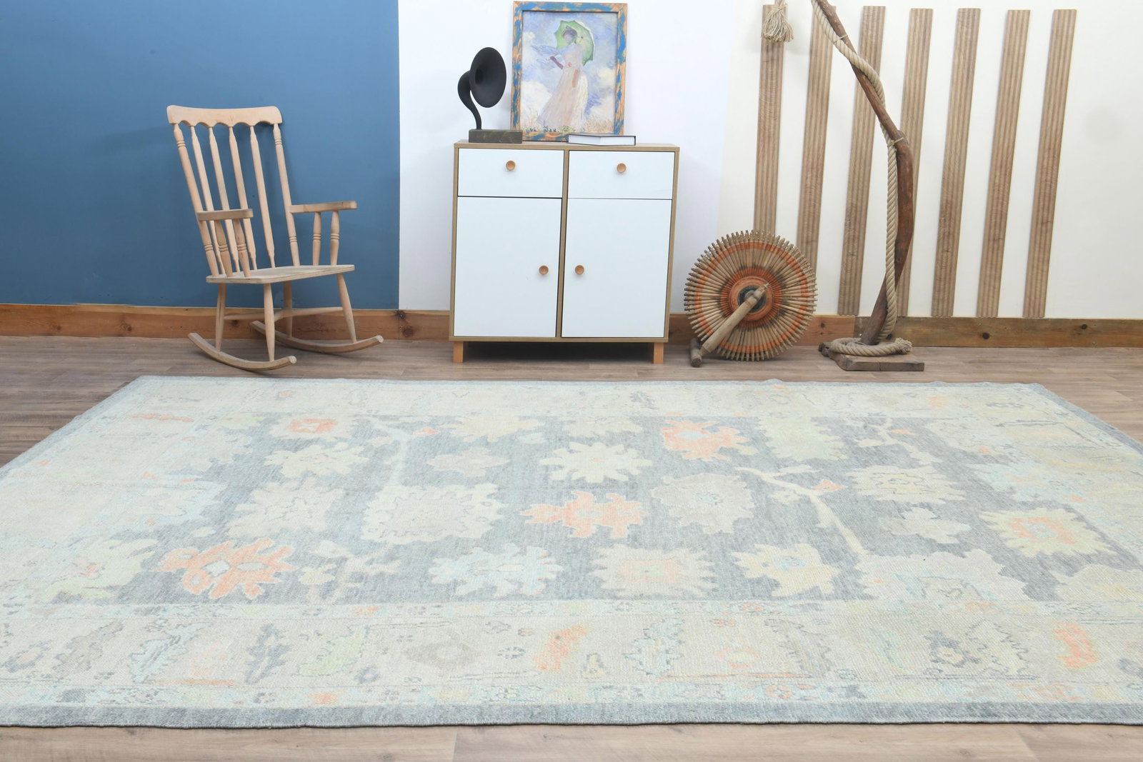 9'2x12 ft, BOLD COLORS, Vintage Turkish Rug: Title: 9'2x12 ft, BOLD COLORS, Vintage Turkish Rug Description: This Turkish one-of-a-kind Vintage Turkish Rug is hand-knotted and handwoven by the most skilled artisans who use pure wool, in muted, n