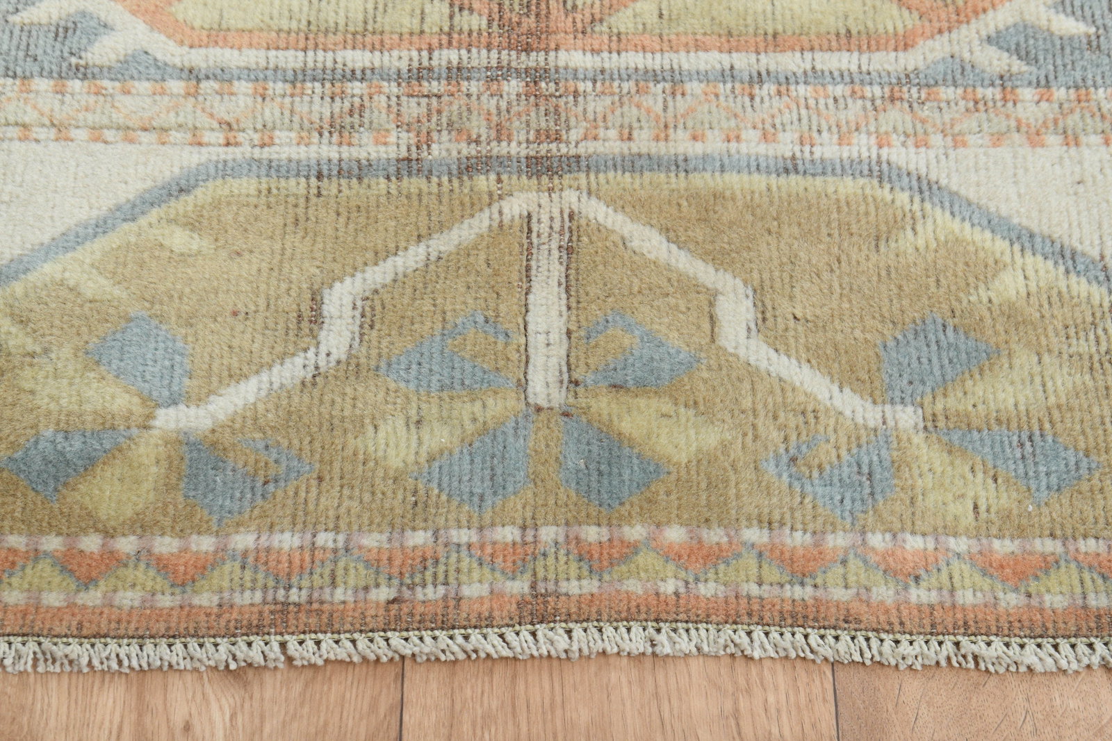 6'5x9'4 ft, YELLOW MILAS RUG - 2