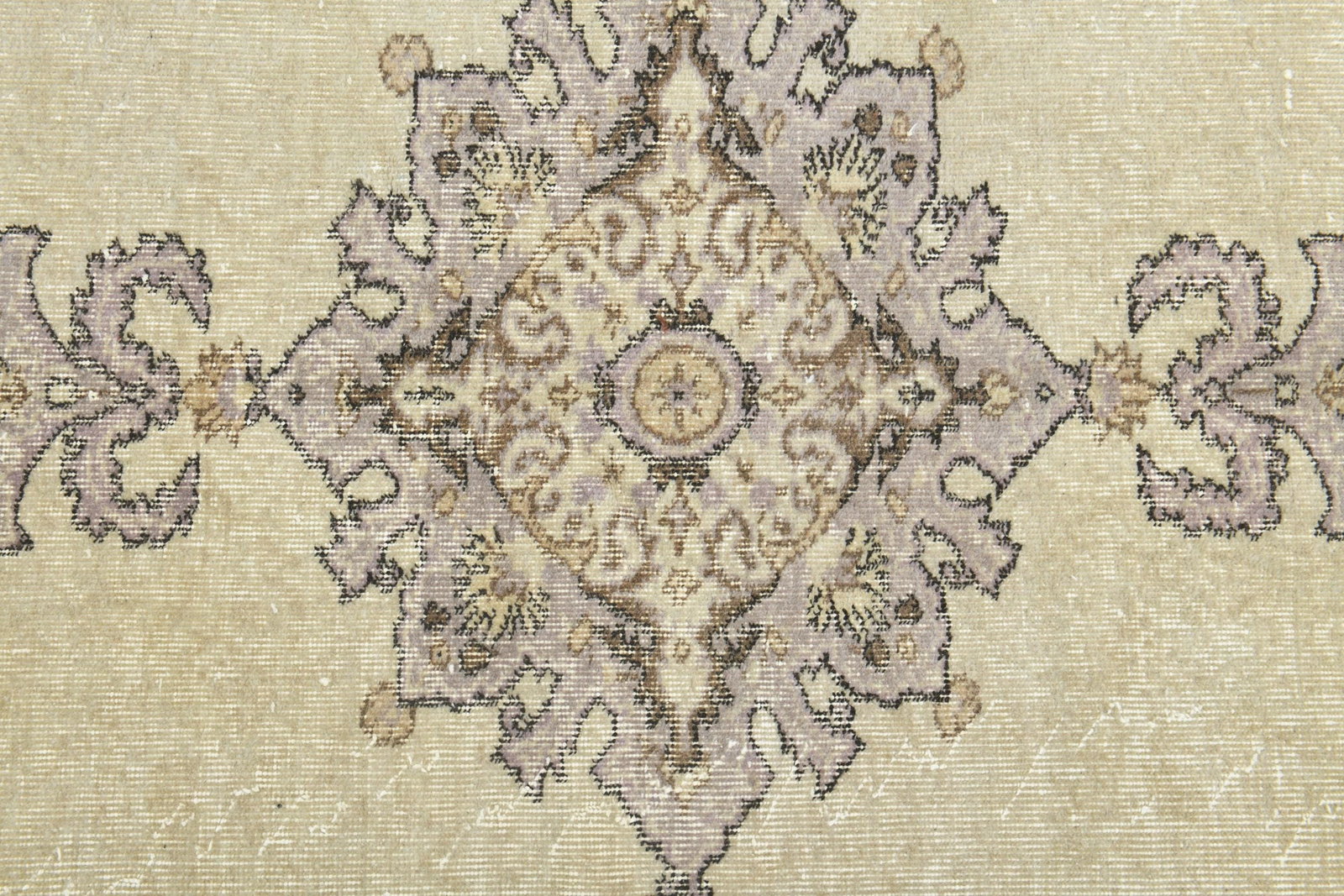6'8x10'1 ft, FADED AREA RUG - 3