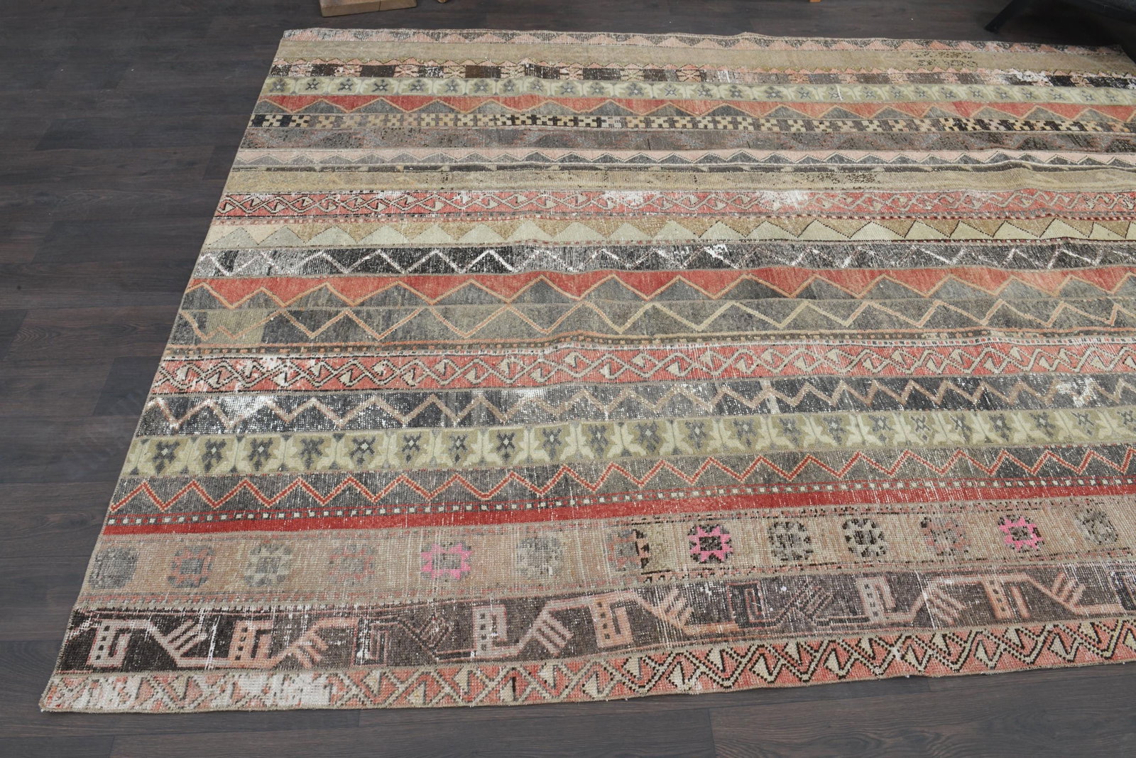 7'7x10'4 ft, PINK MINIMALIST RUG - 5