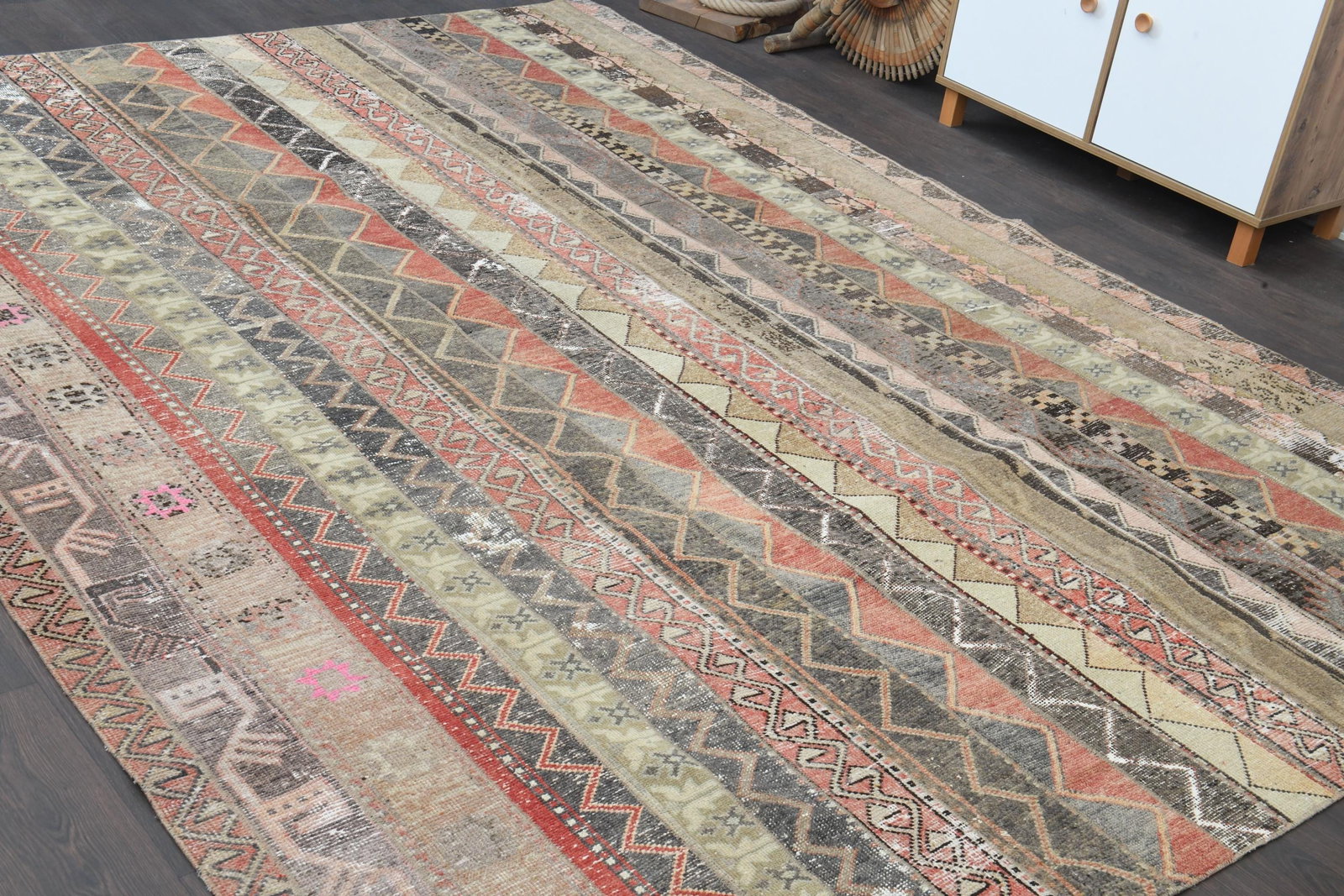 7'7x10'4 ft, PINK MINIMALIST RUG - 6