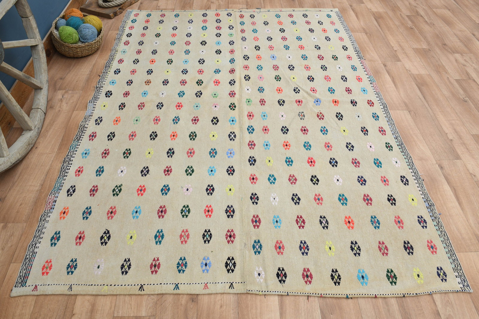 6'4x8'5 ft, FLOWERS TURKISH KILIM: Title: 6'4x8'5 ft, FLOWERS TURKISH KILIM Description: This Turkish one-of-a-kind Vintage Turkish Rug is hand-knotted and handwoven by the most skilled artisans who use pure wool, in muted, natural ton