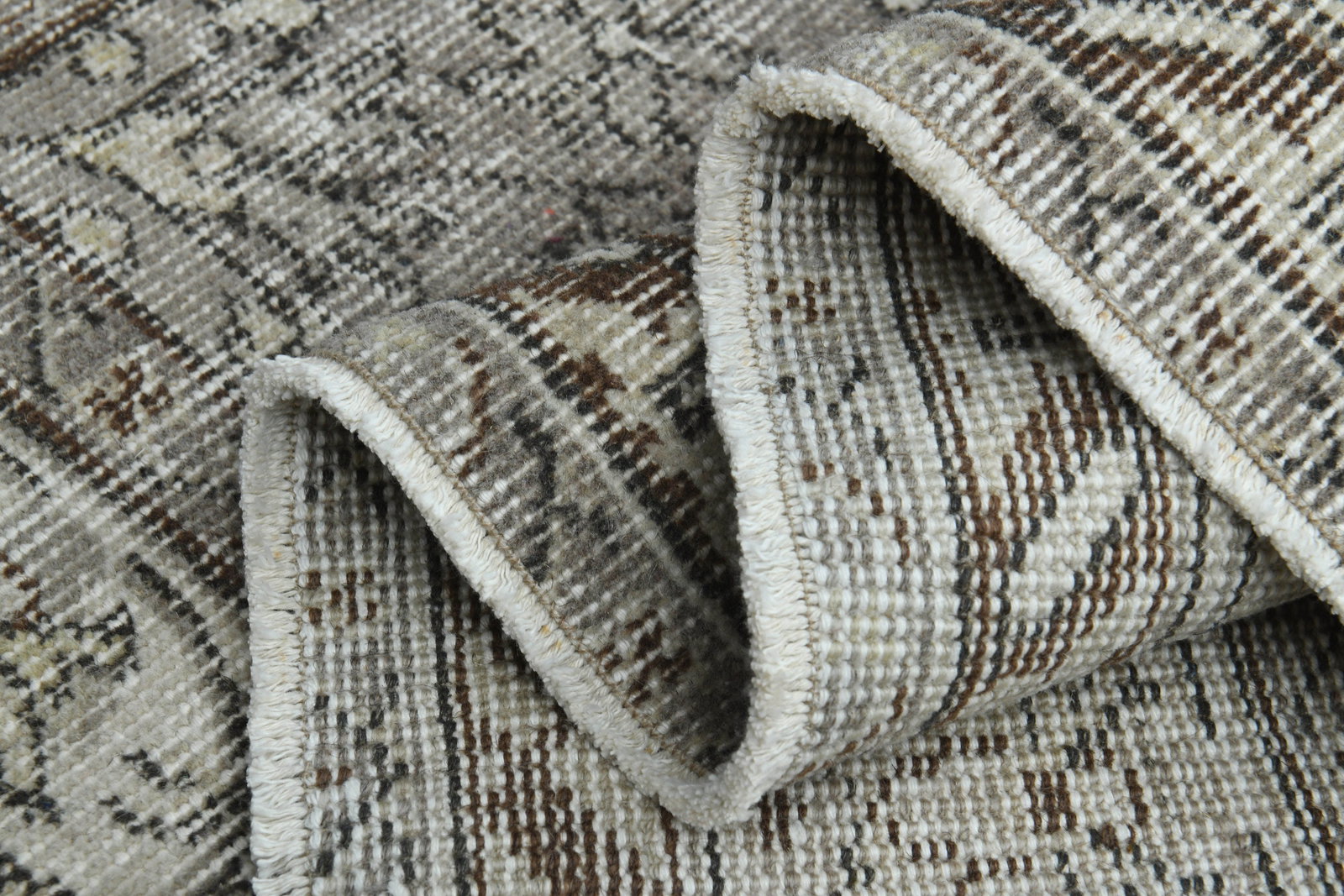 5'5x9'1 ft, WHITE BROWN RUG - 6