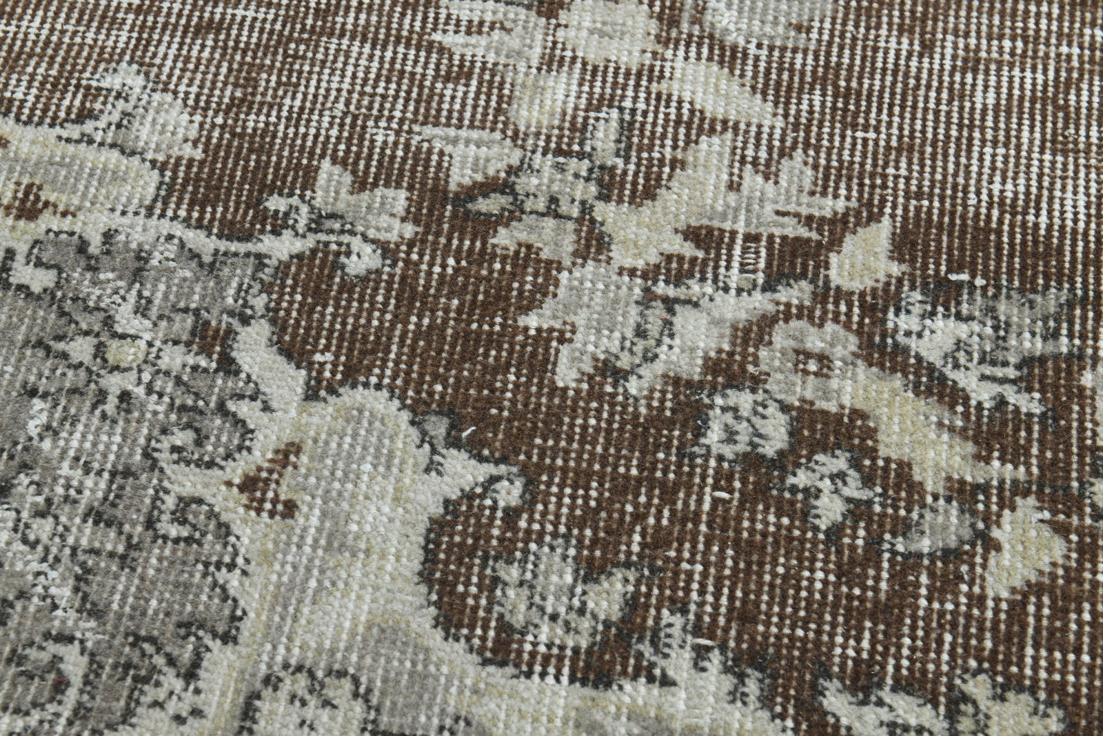 5'5x9'1 ft, WHITE BROWN RUG - 8