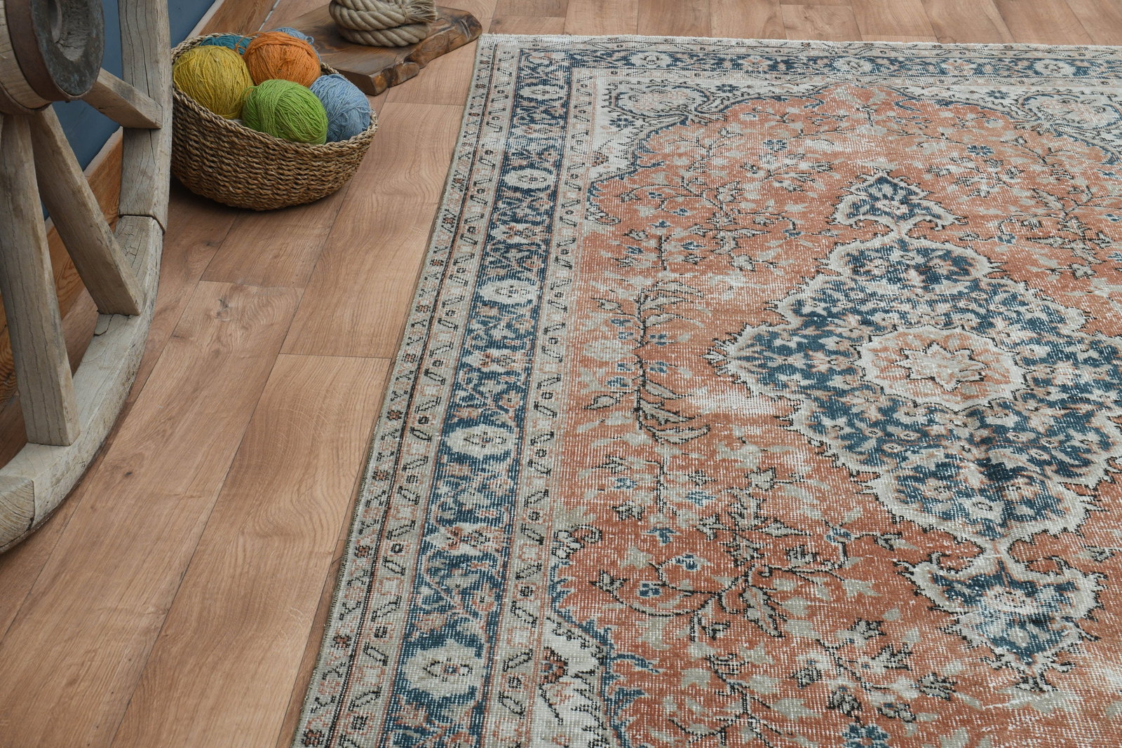 5'2x8'9 ft, ORANGE NAVY BLUE Rug - 3