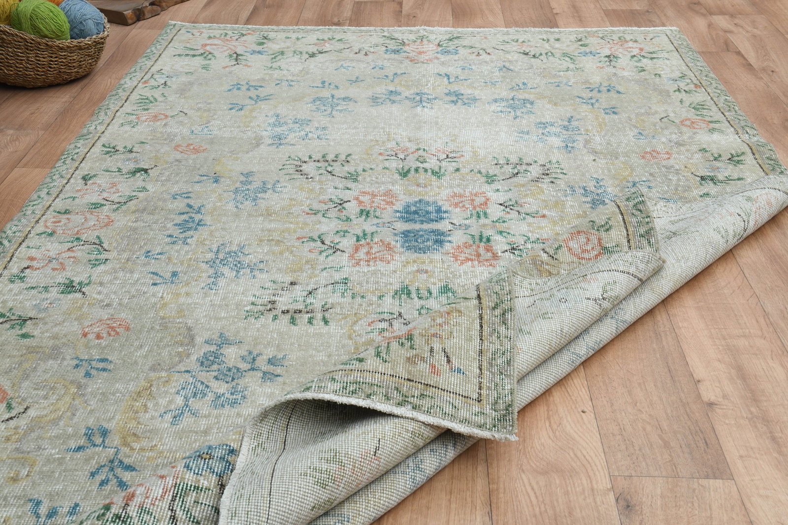 5'3x8'6 ft, BEIGE FLORAL RUG - 5