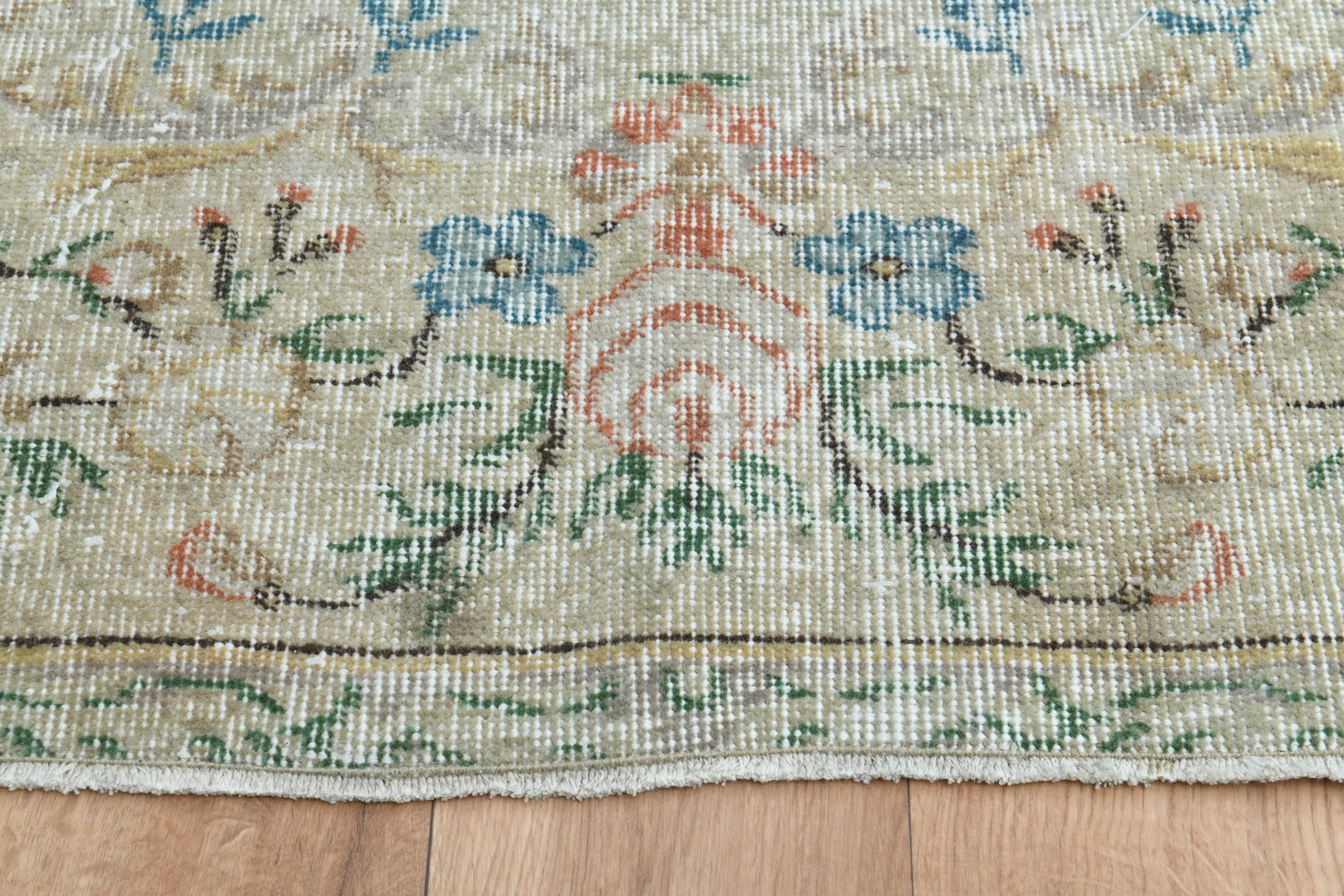 5'3x8'6 ft, BEIGE FLORAL RUG - 6