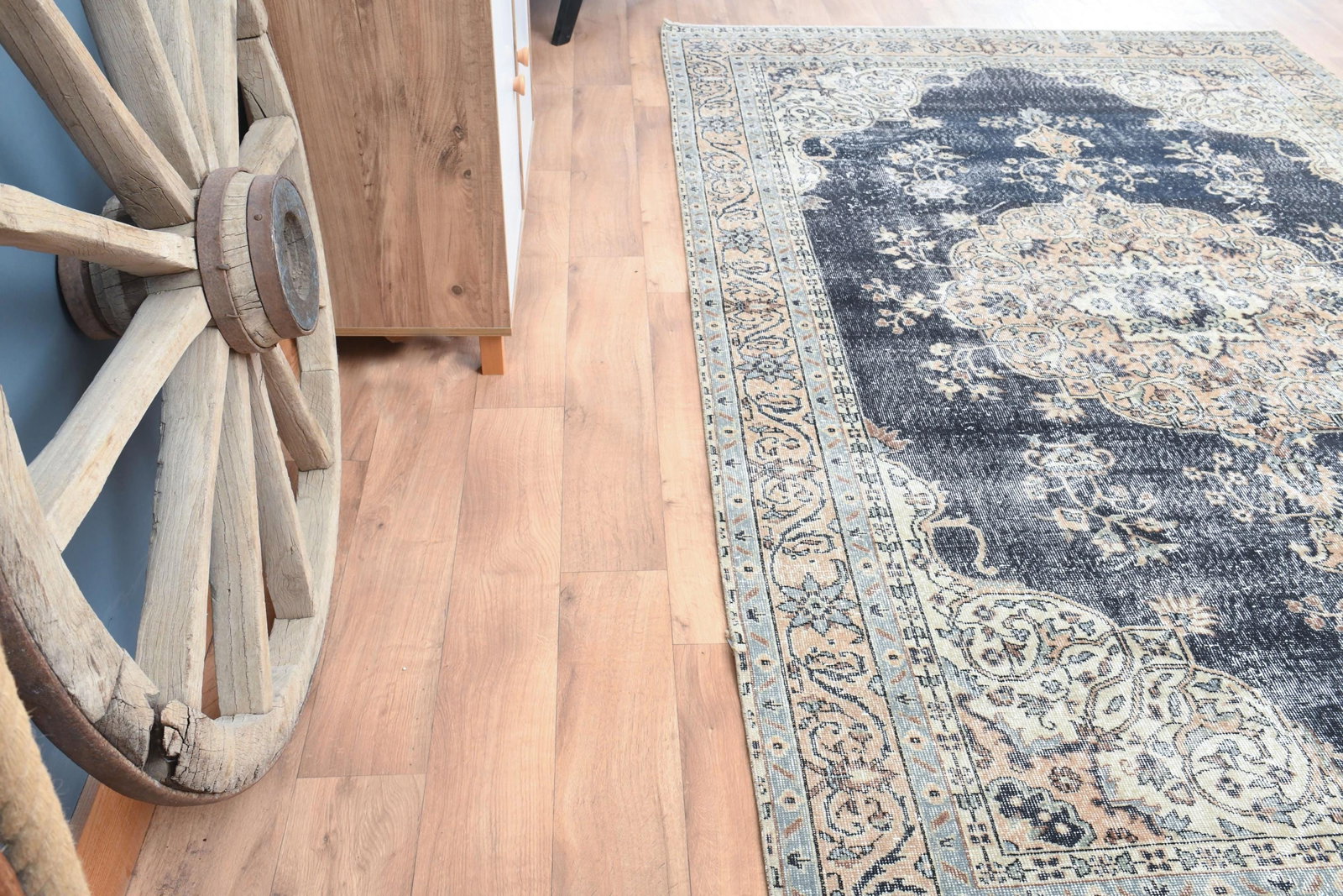 6'6x10'9 ft, BLUE VINTAGE RUG: Title: 6'6x10'9 ft, BLUE VINTAGE RUG Description: This Turkish one-of-a-kind Vintage Turkish Rug is hand-knotted and handwoven by the most skilled artisans who use pure wool, in muted, natural tones, 