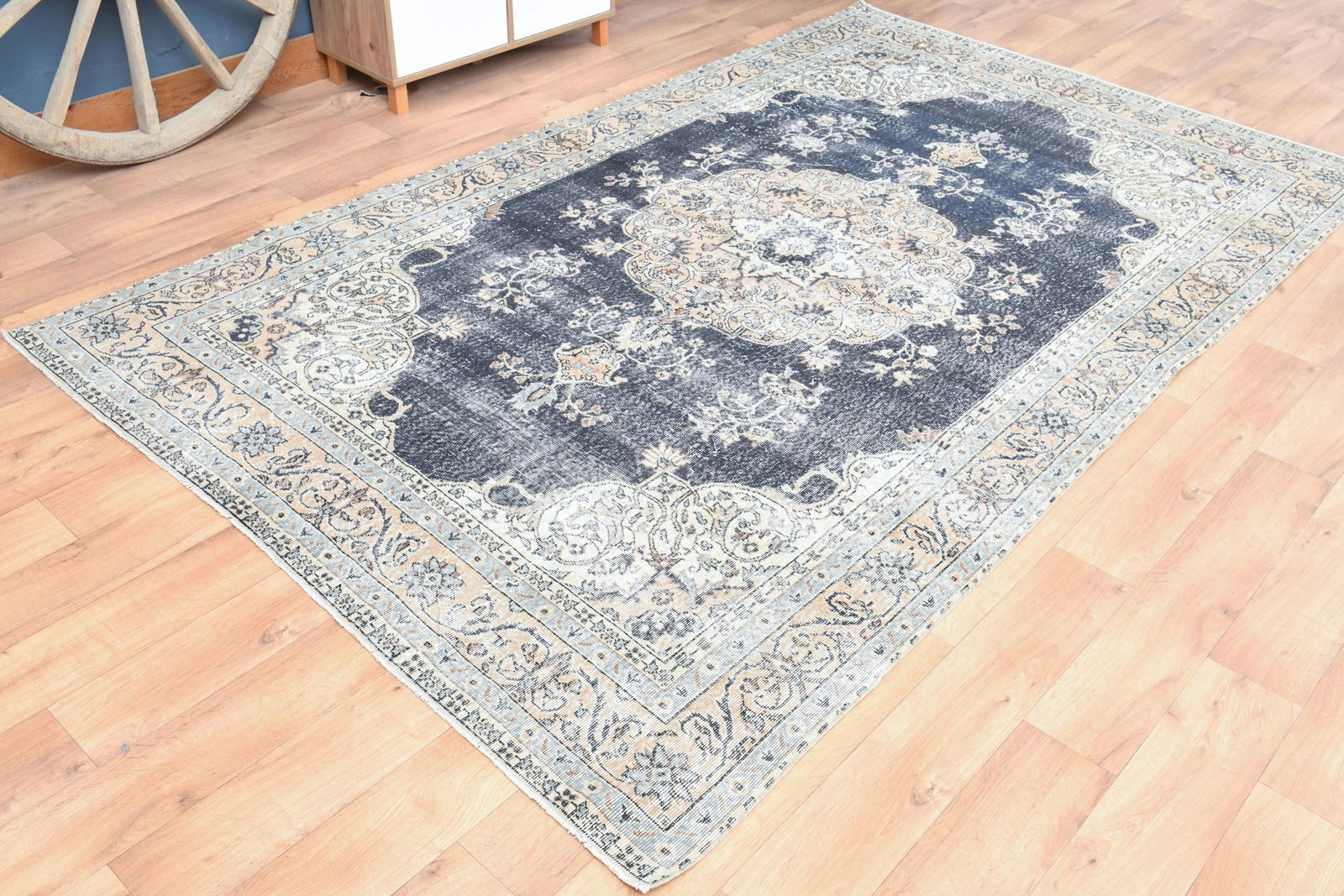 6'6x10'9 ft, BLUE VINTAGE RUG - 6