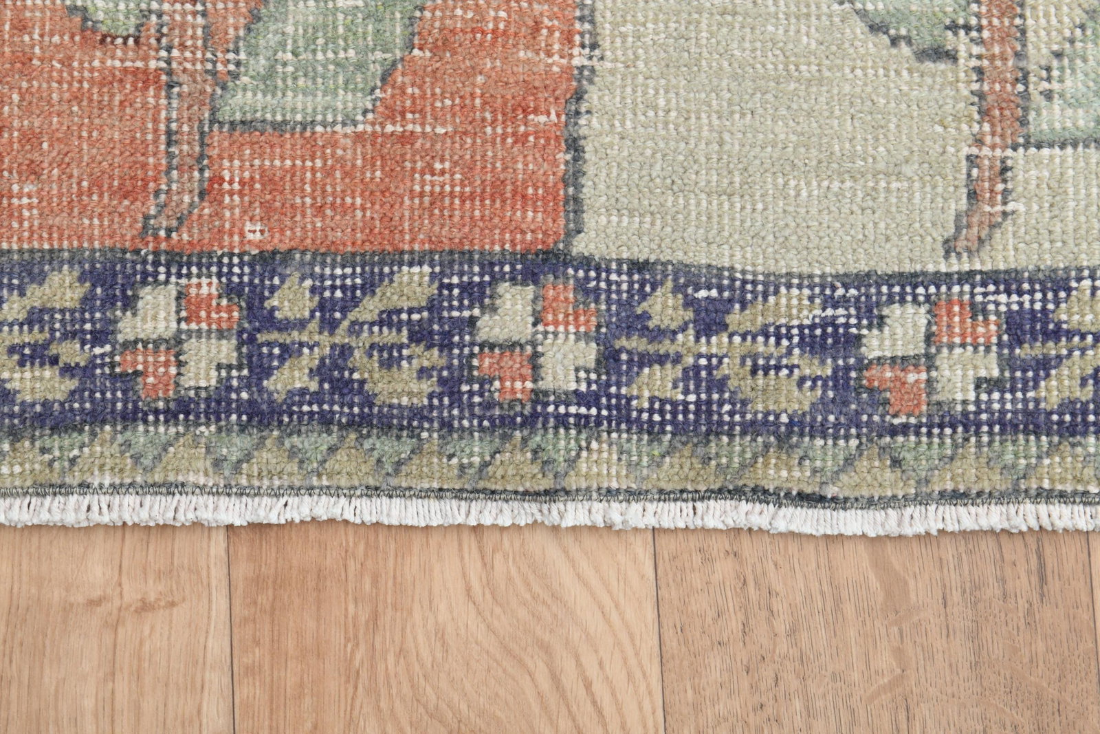 4'4x8'7 ft, FLORAL AREA RUG - 4