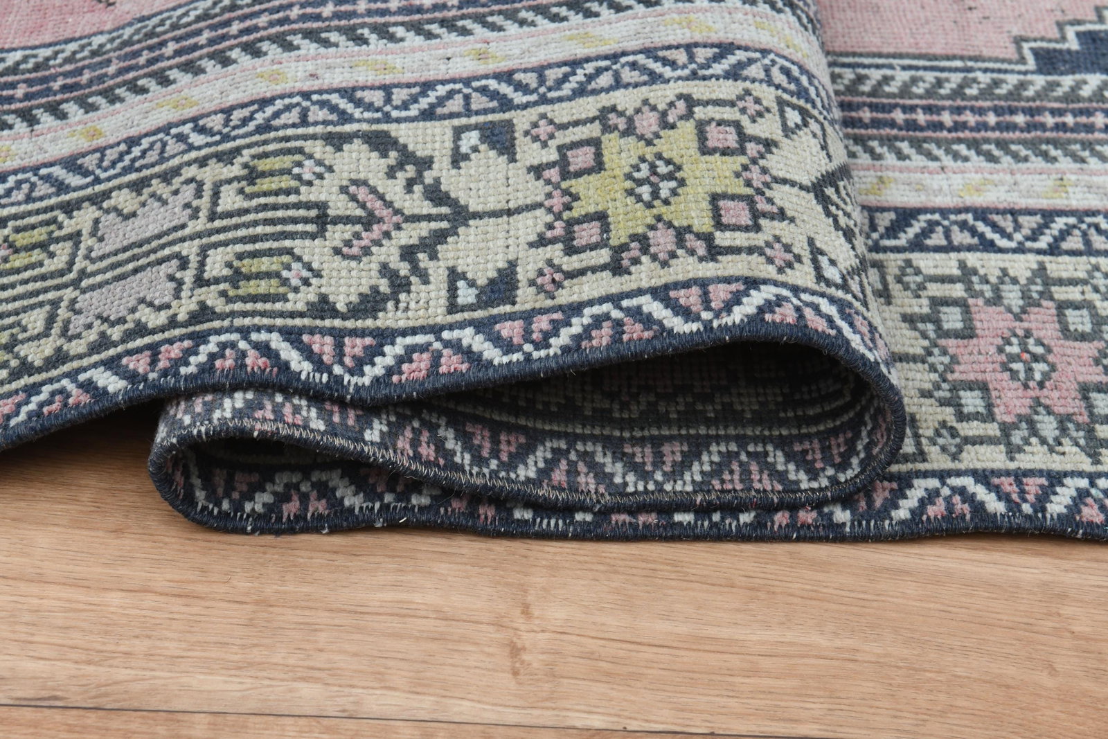 4'3x7'8 ft, PINK OUSHAK RUG - 7