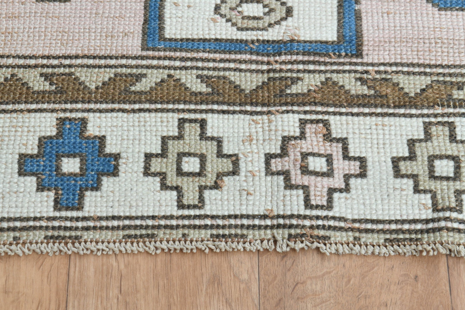 4'3x6'2 ft, GEOMETRIC OUSHAK RUG - 7