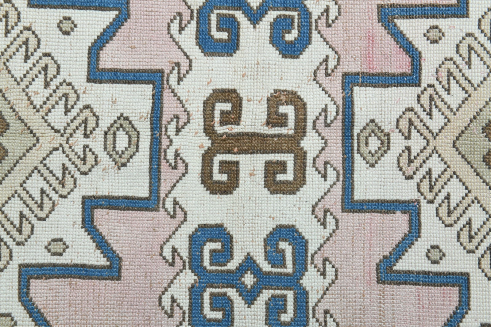 4'3x6'2 ft, GEOMETRIC OUSHAK RUG - 9