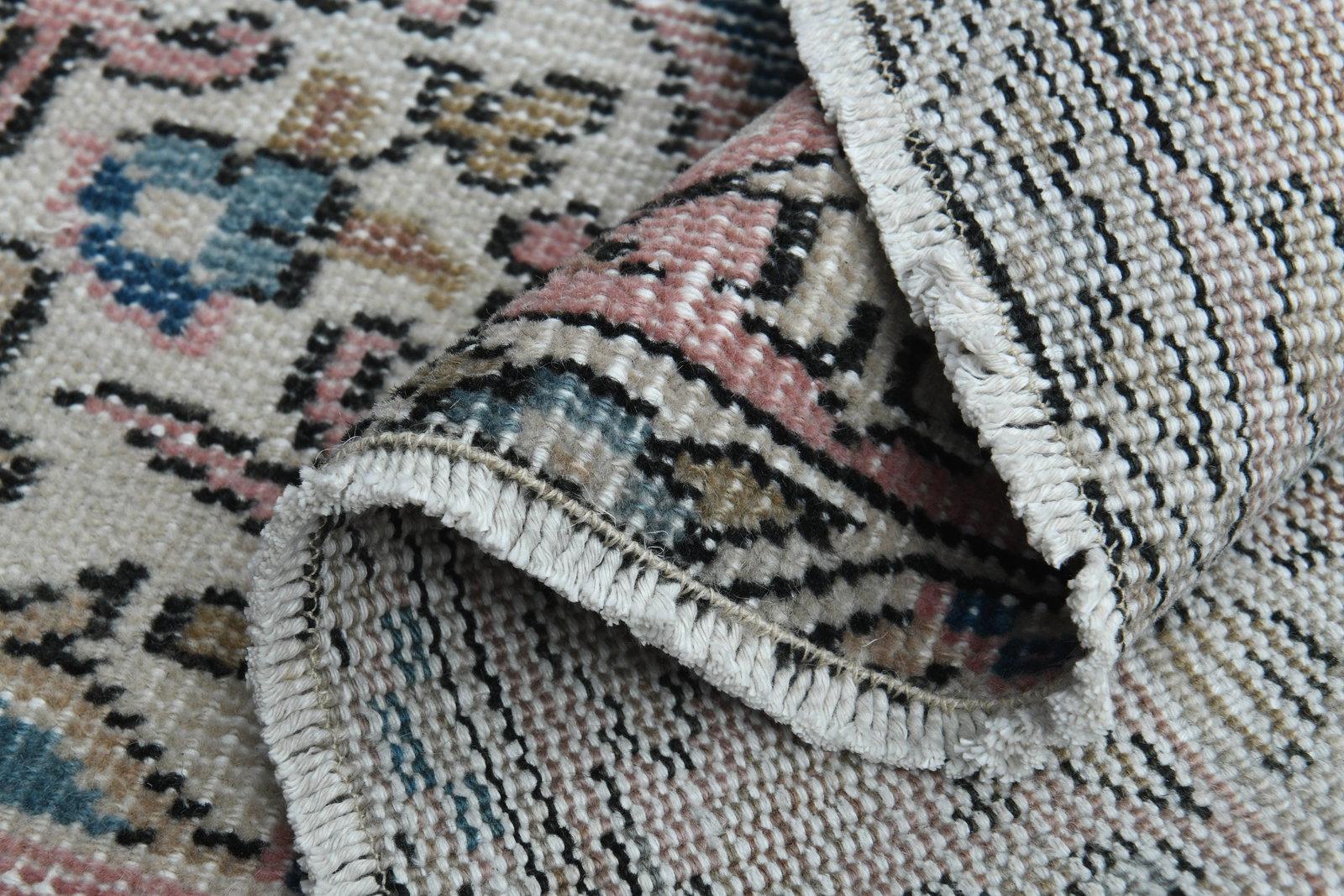 3'6x6'4 ft, FADED BLUE RUG - 8