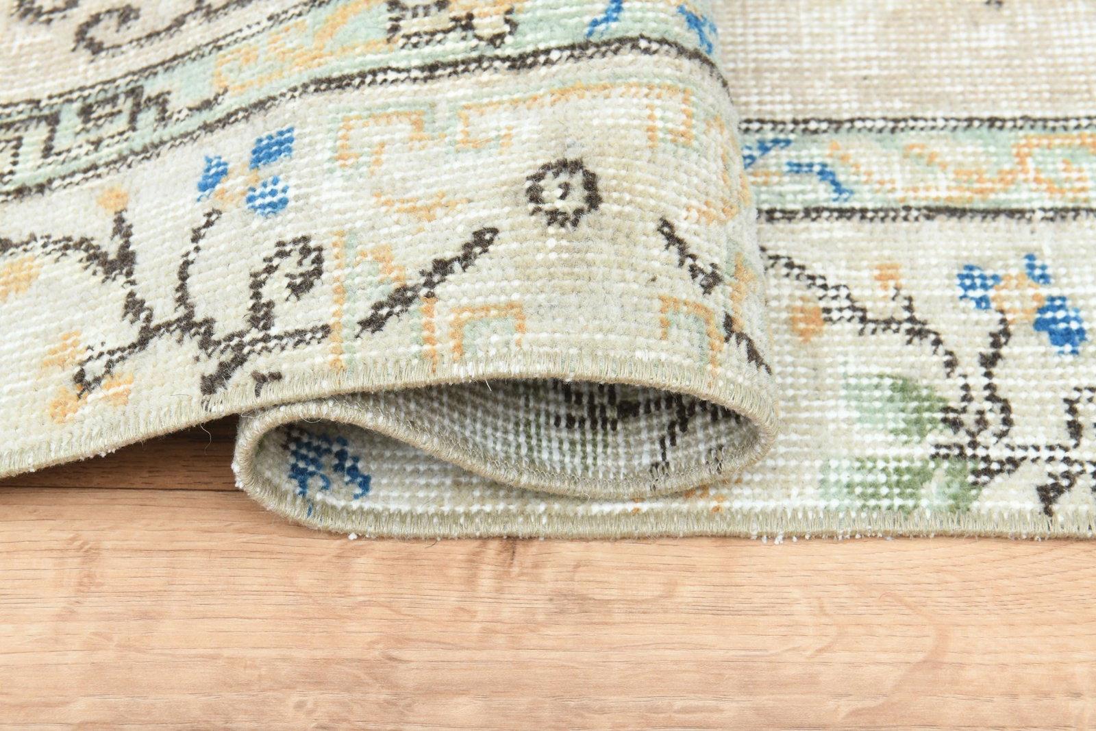 3.6x6.4 ft, COLORFUL TURKISH RUG: Title: 3.6x6.4 ft, COLORFUL TURKISH RUG Description: This Turkish one-of-a-kind Vintage Turkish Rug is hand-knotted and handwoven by the most skilled artisans who use pure wool, in muted, natural tone