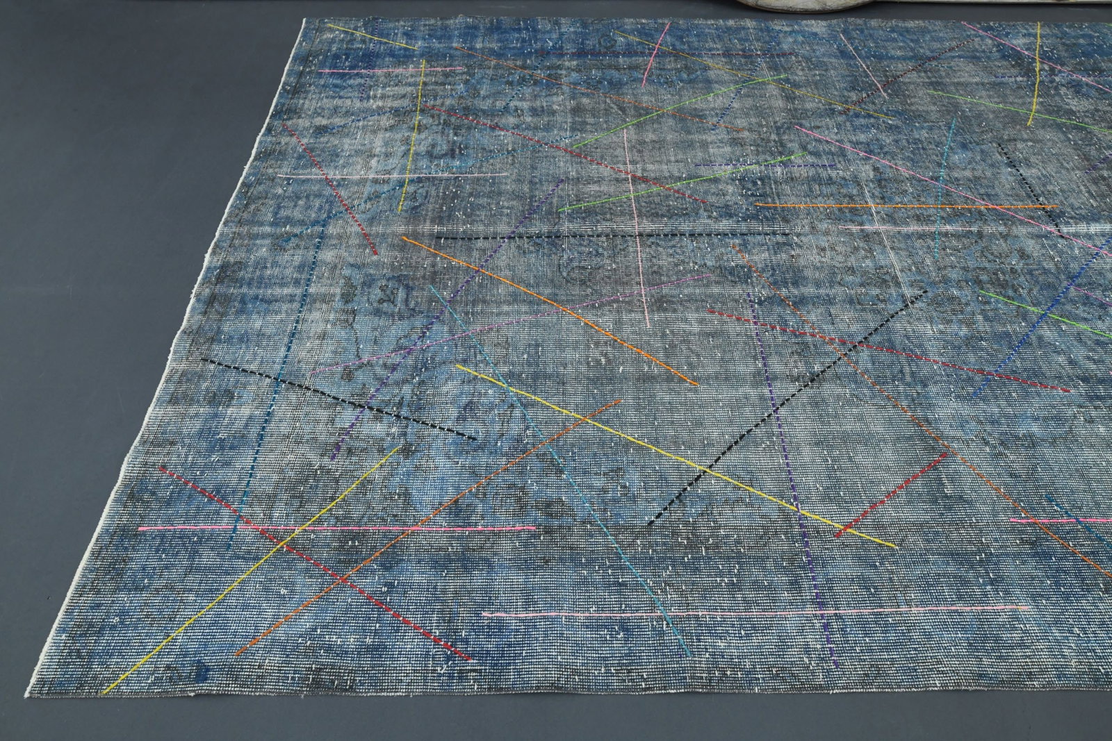 6.5x10.2 VINTAGE TURKISH RUG - 9