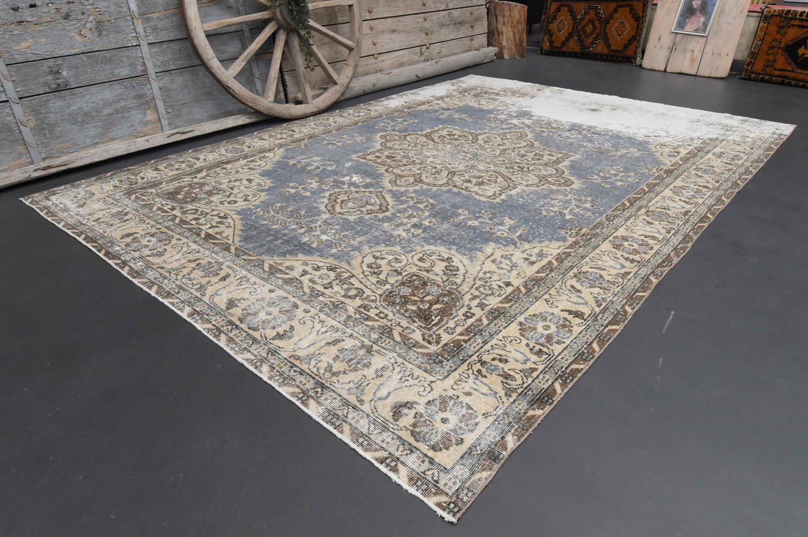 7.4x10.8 VINTAGE TURKISH Rug - 2