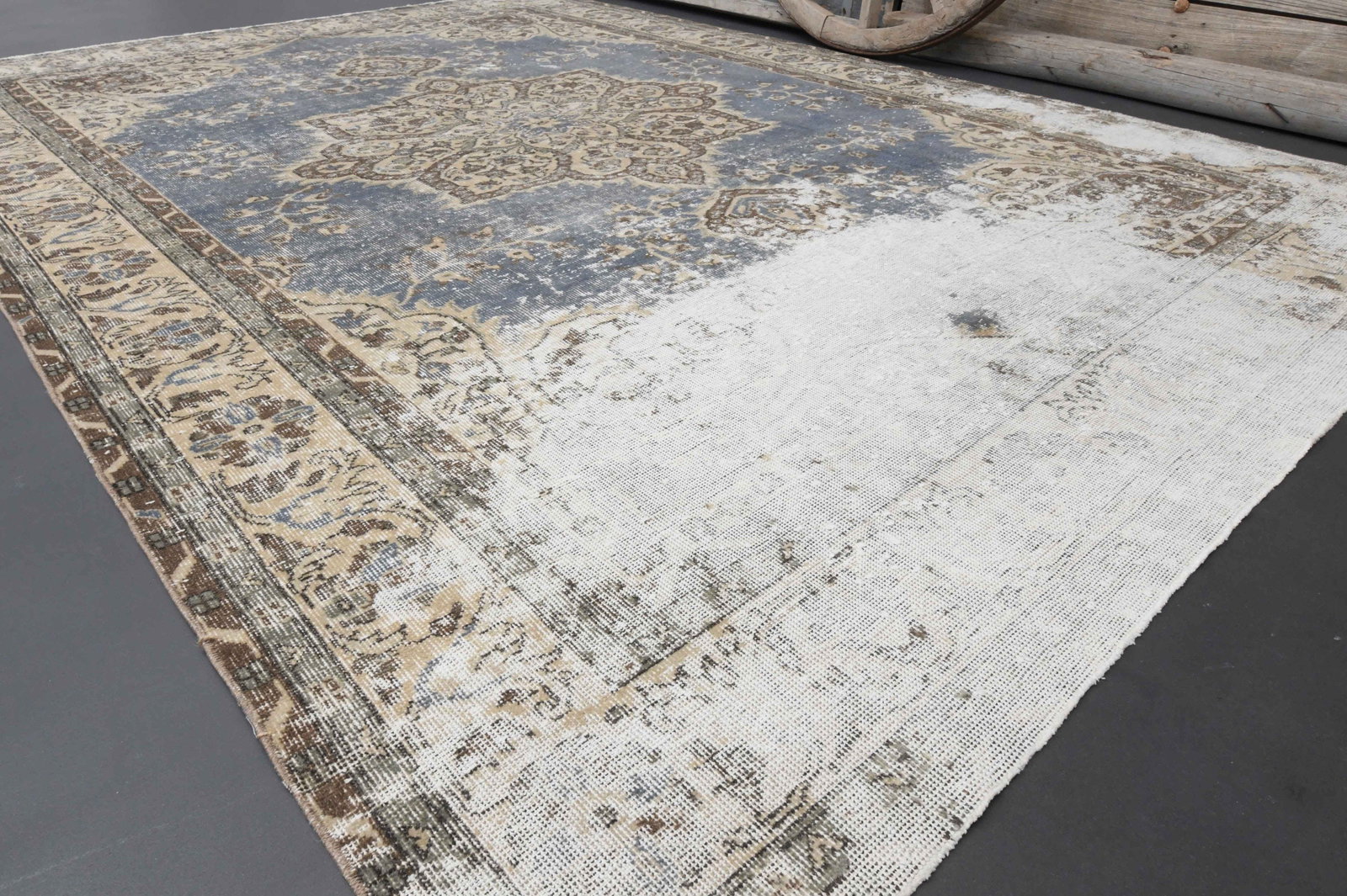 7.4x10.8 VINTAGE TURKISH Rug - 6