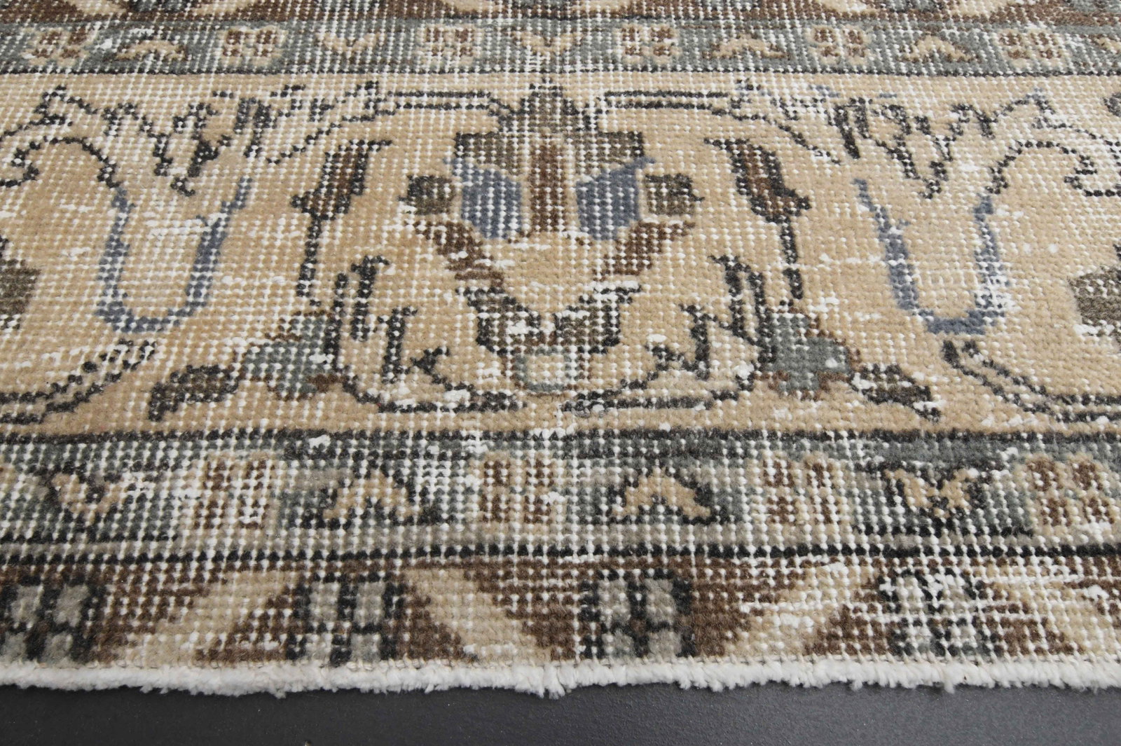 7.4x10.8 VINTAGE TURKISH Rug - 7
