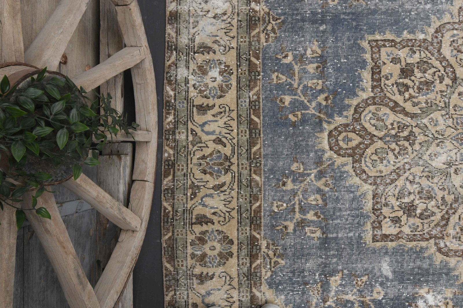 7.4x10.8 VINTAGE TURKISH Rug - 8